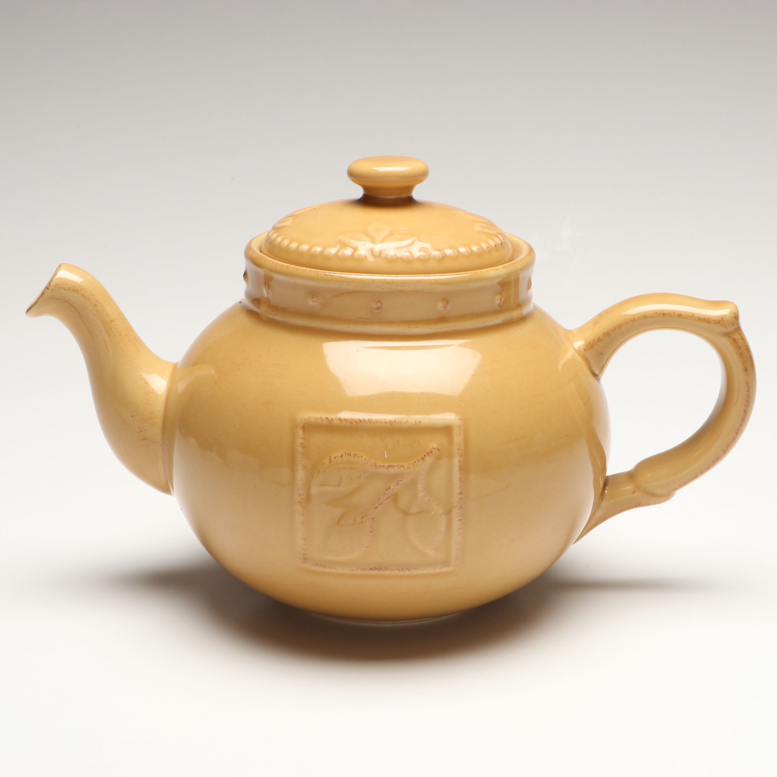 Signature Housewares "Sorrento Wheat" Stoneware Mugs and Serveware