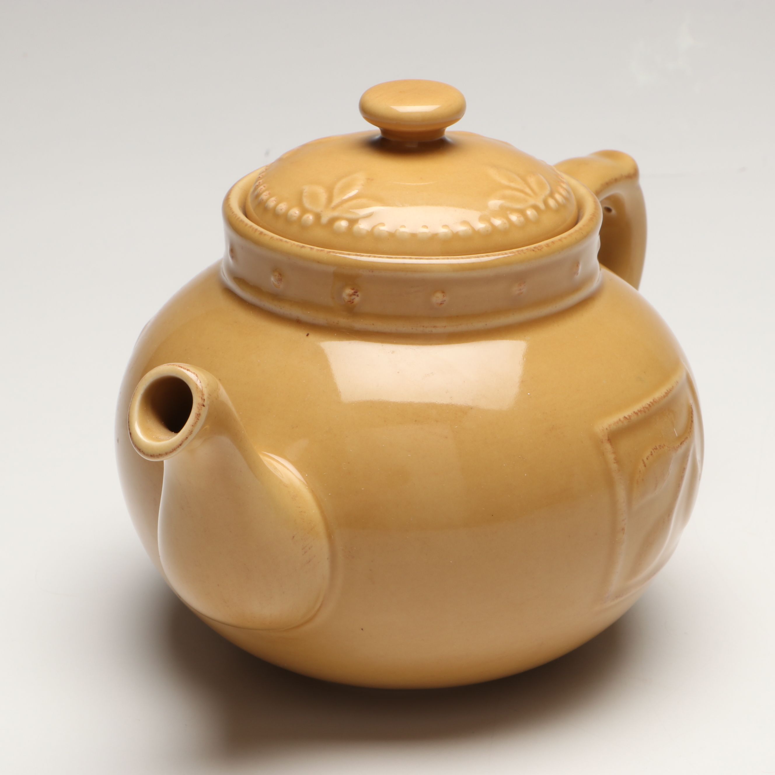 Signature Housewares "Sorrento Wheat" Stoneware Mugs and Serveware