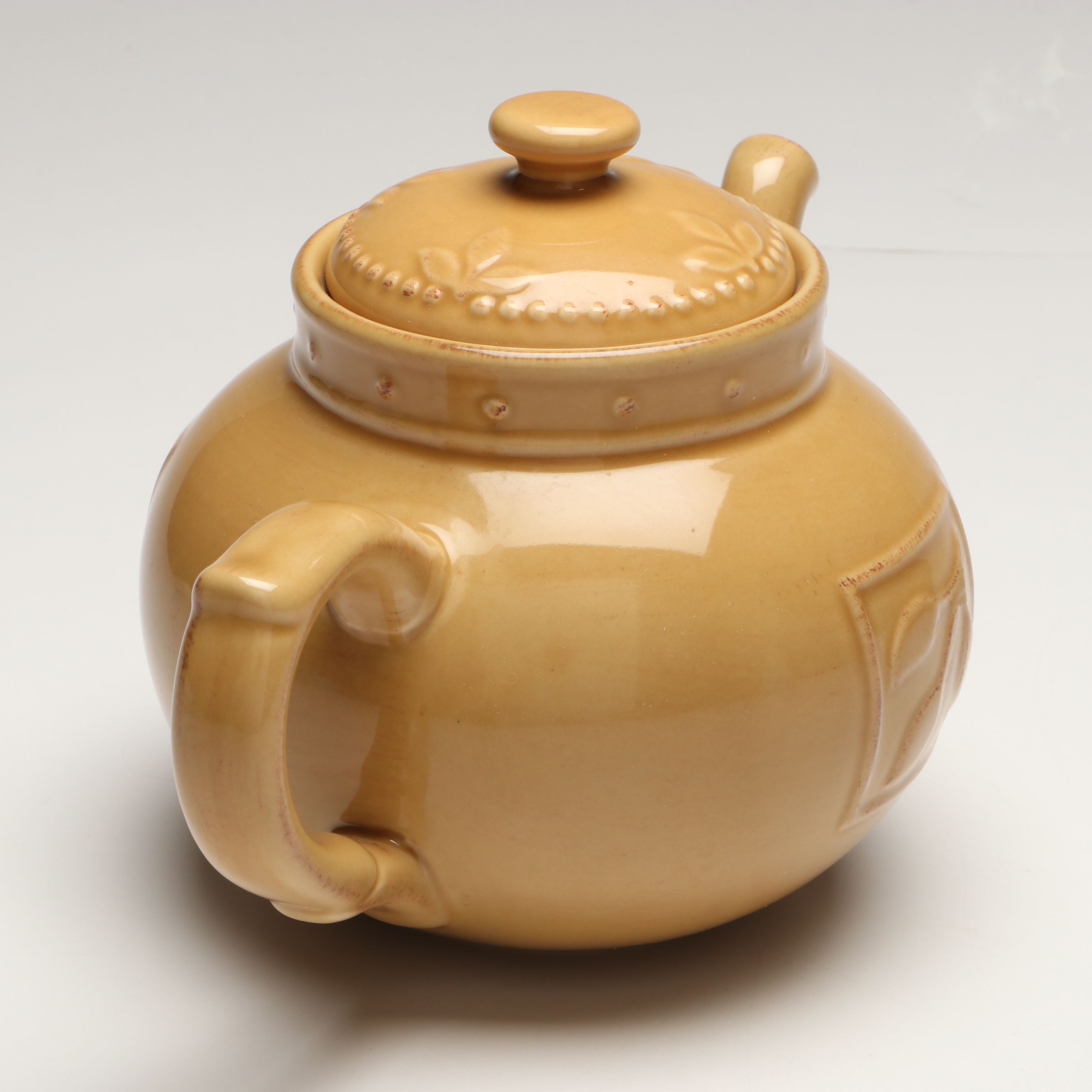 Signature Housewares "Sorrento Wheat" Stoneware Mugs and Serveware