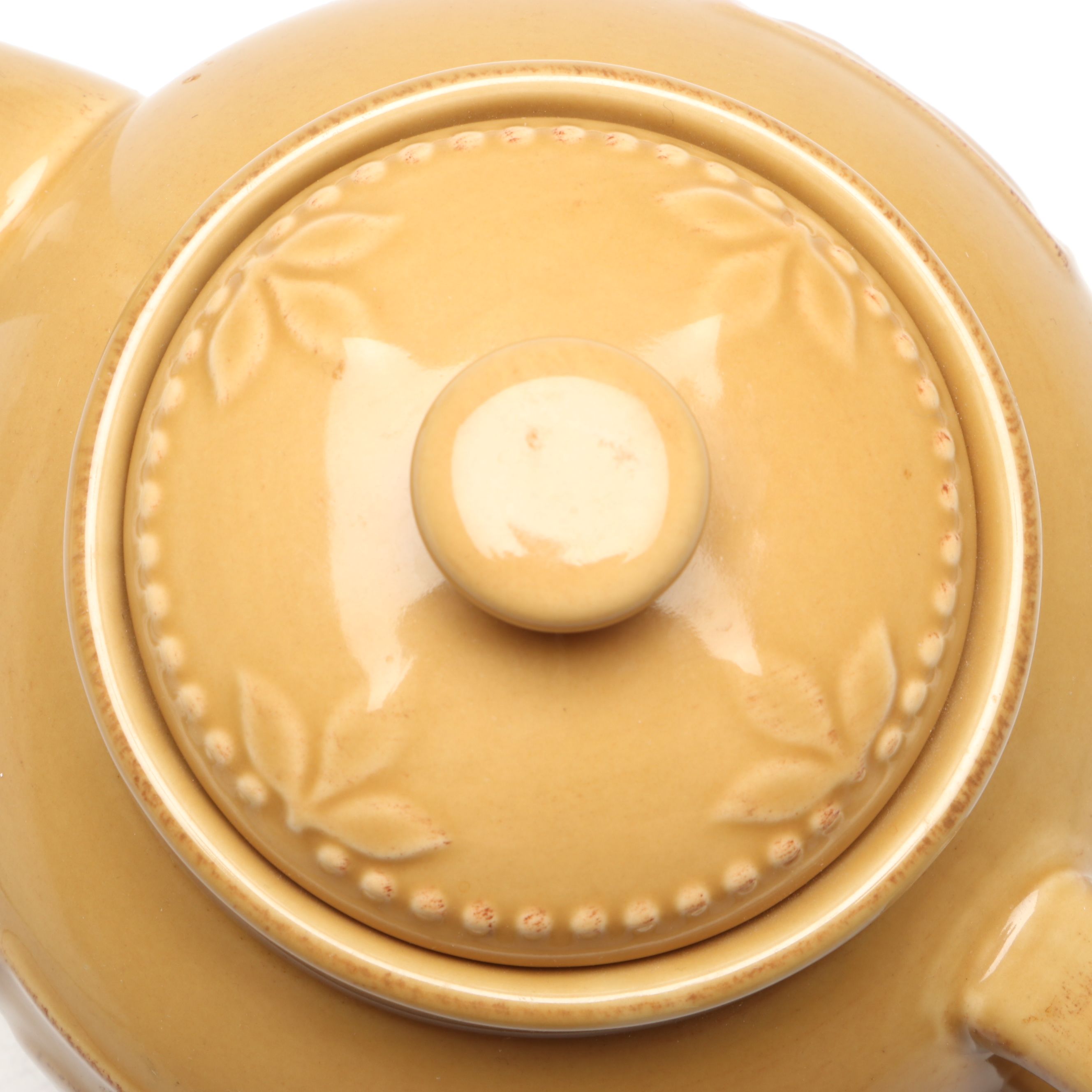 Signature Housewares "Sorrento Wheat" Stoneware Mugs and Serveware