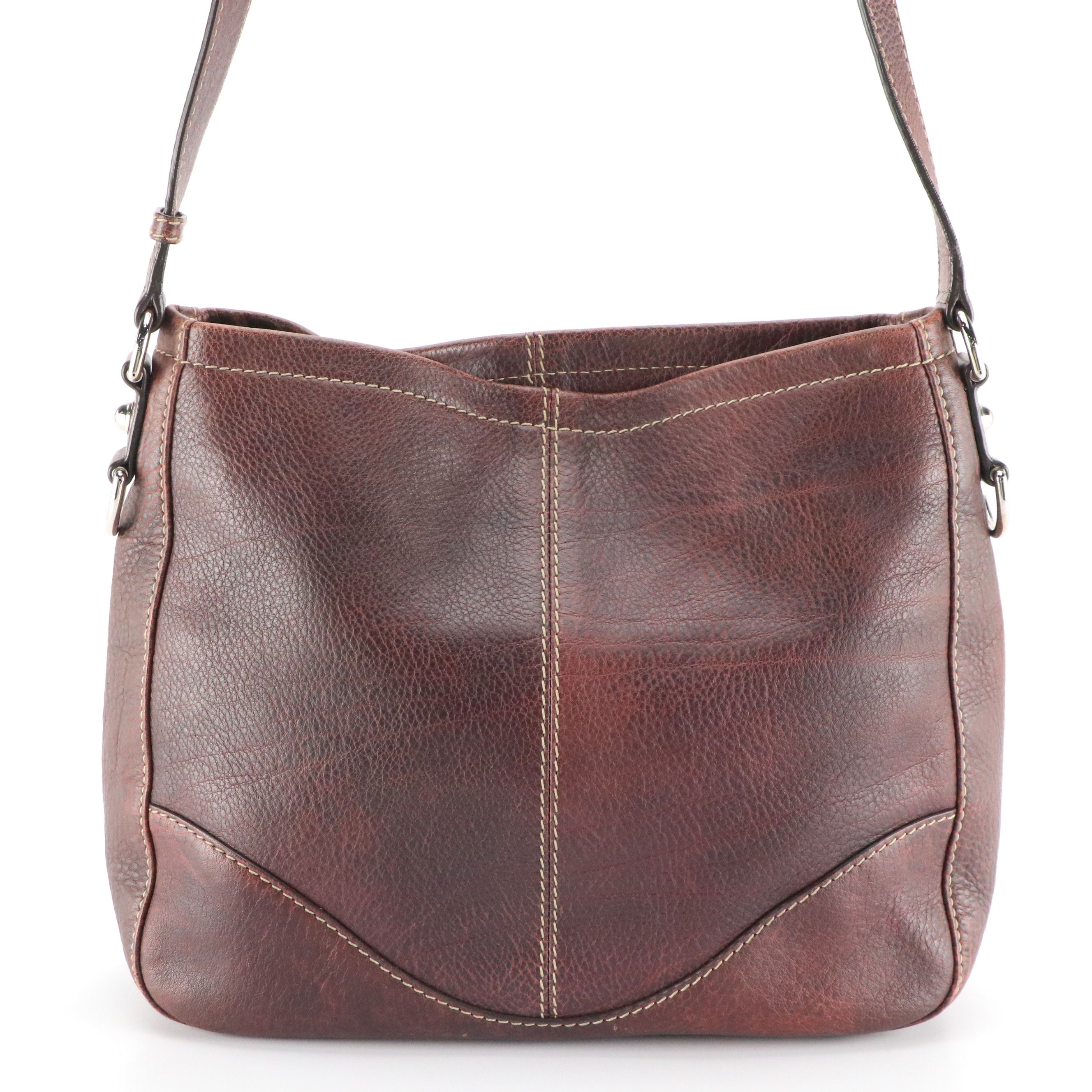 Gucci Charlotte Hobo Crossbody Bag in Brown Leather