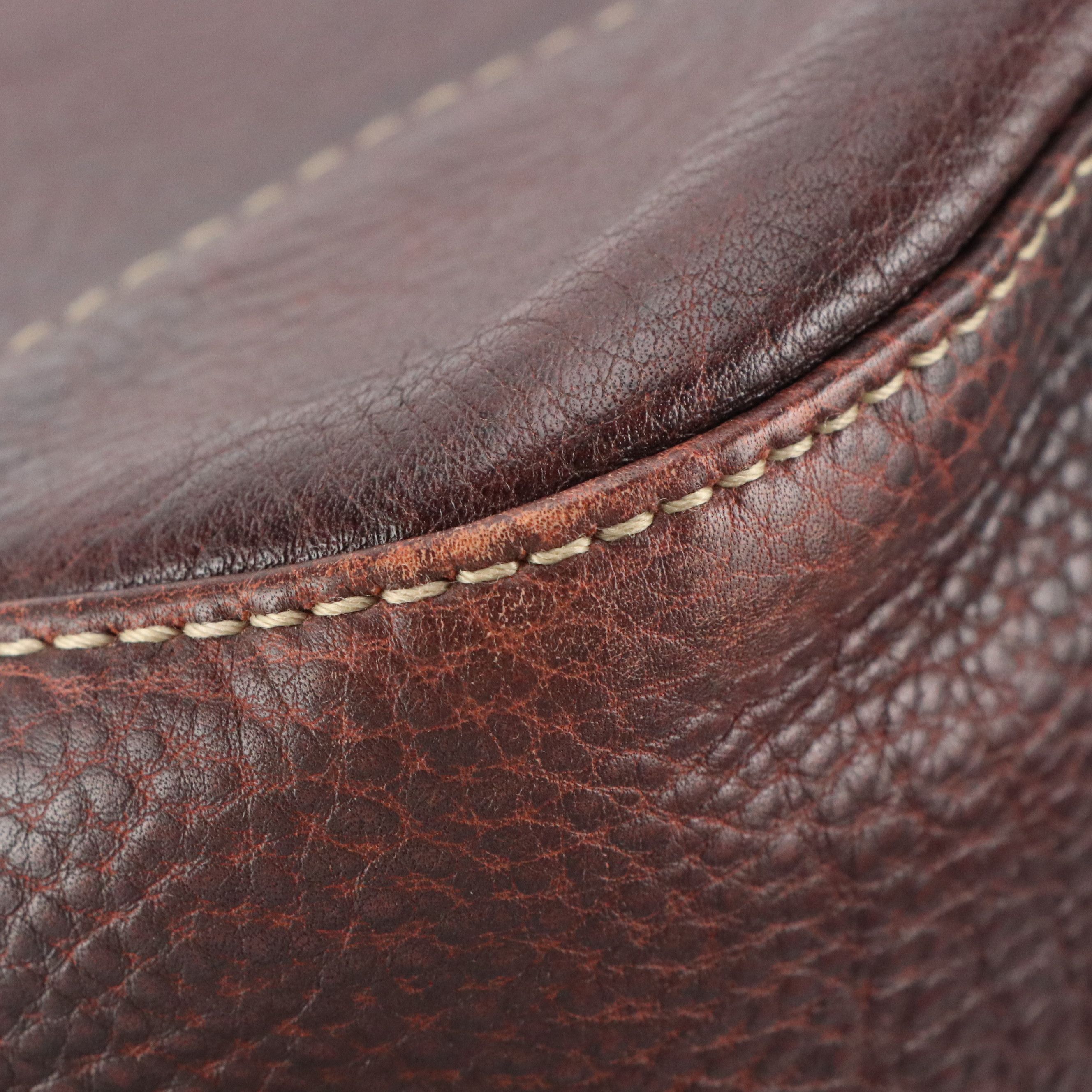 Gucci Charlotte Hobo Crossbody Bag in Brown Leather