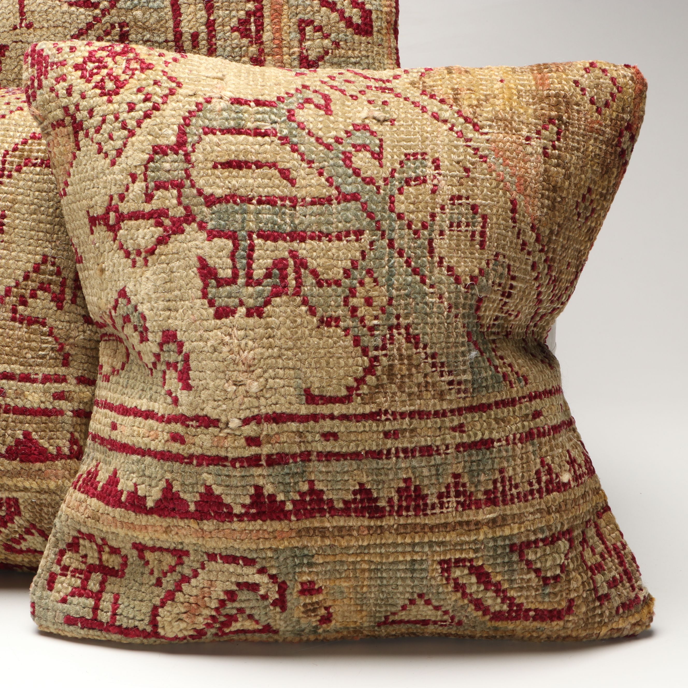 J & D Oriental Rugs Woven Wool Decorative Throw Pillows