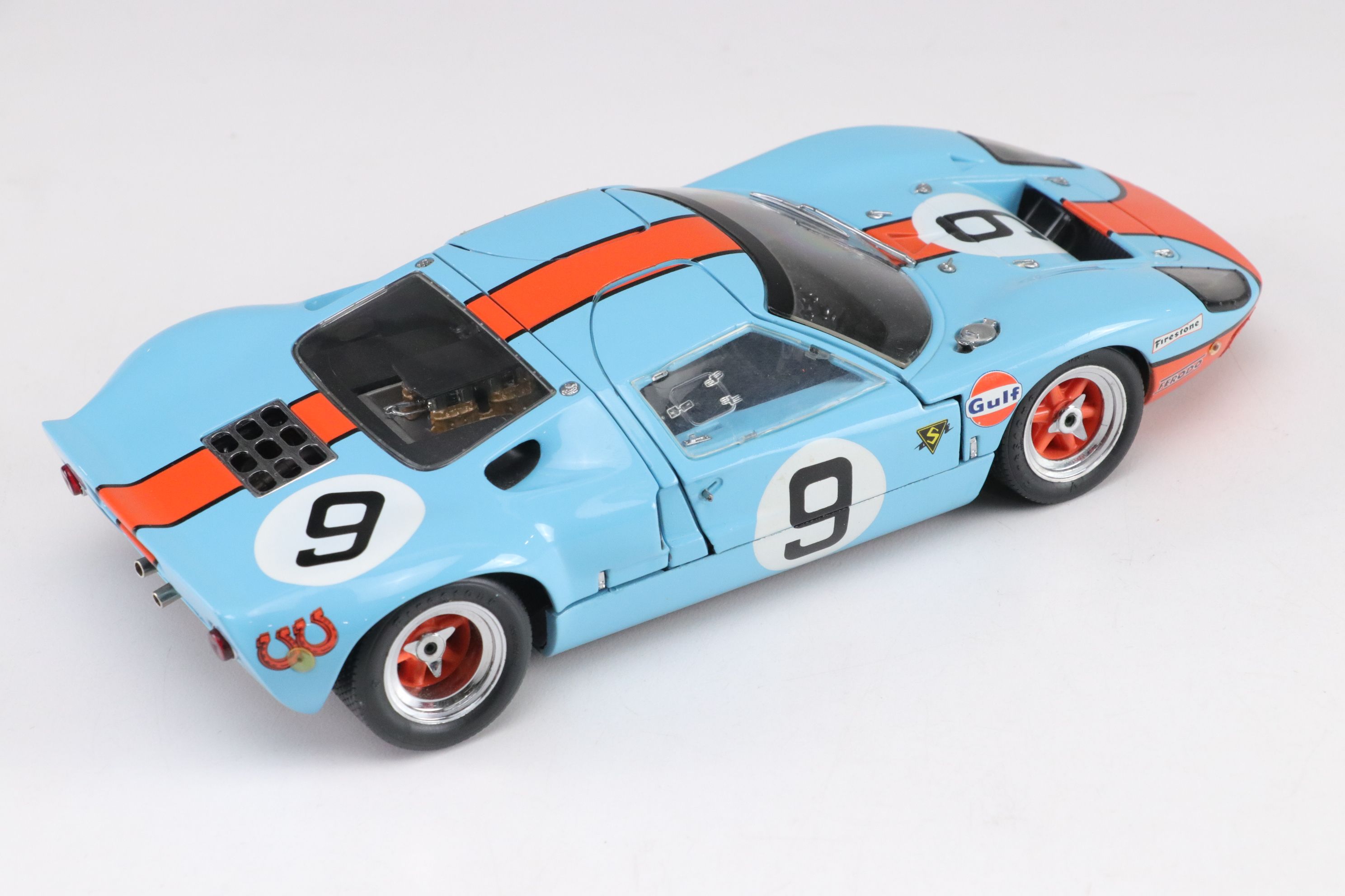 Revell Creative Masters 1:20 Scale Ford GT-40 & Shelby Cobra Assembled Models