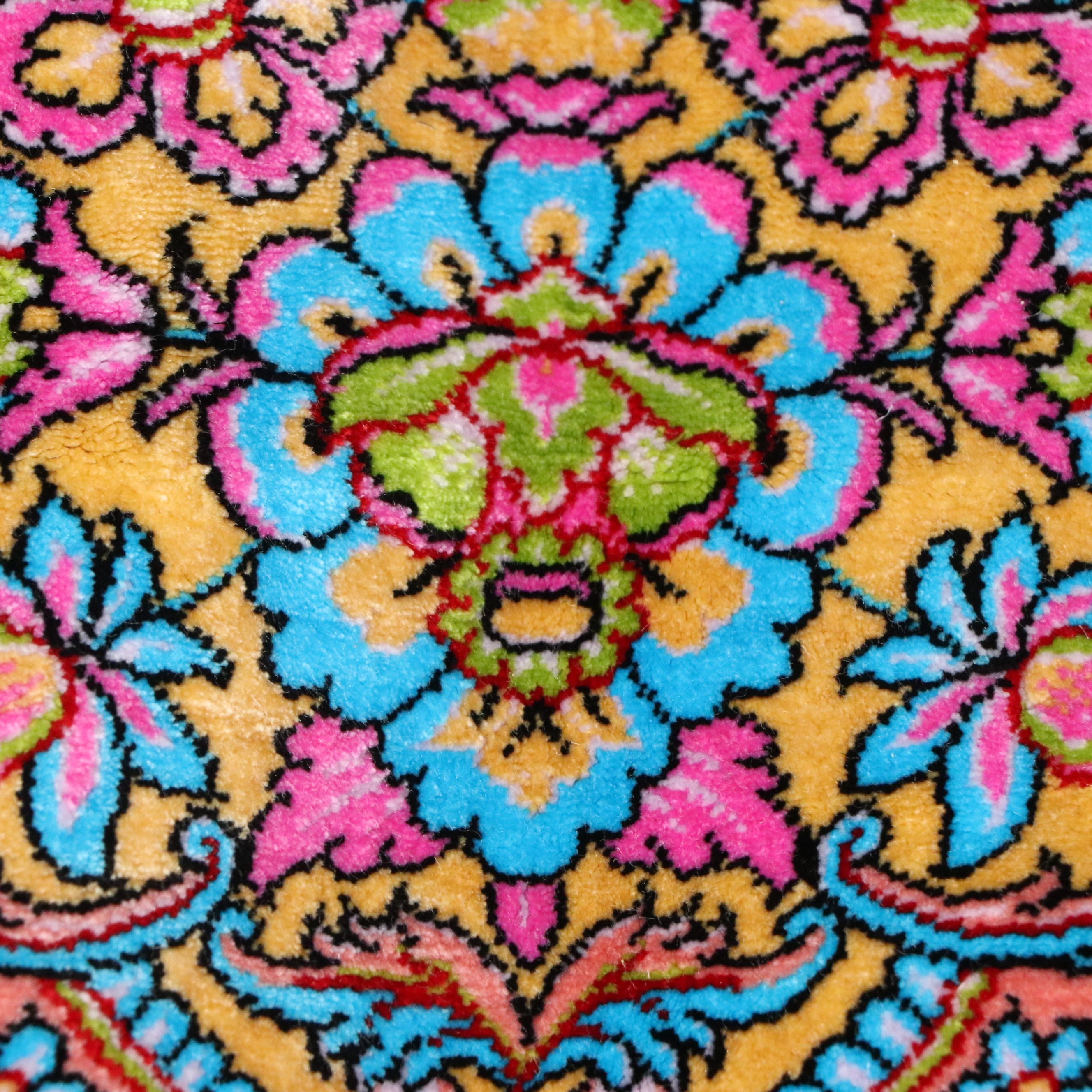 6'7 x 10'3 Machine Made Turkish Qom Style Area Rug