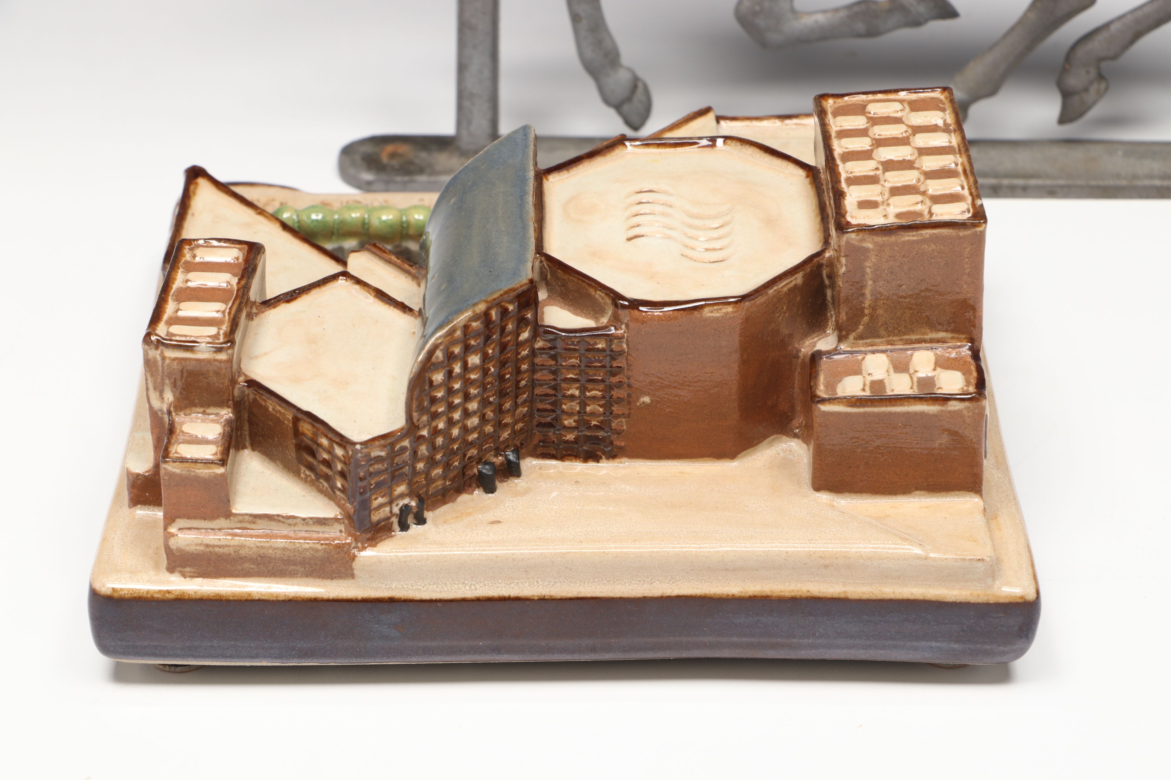 Louisville Stoneware "My Old Kentucky Home" Figure, Racing Horse Finial and More