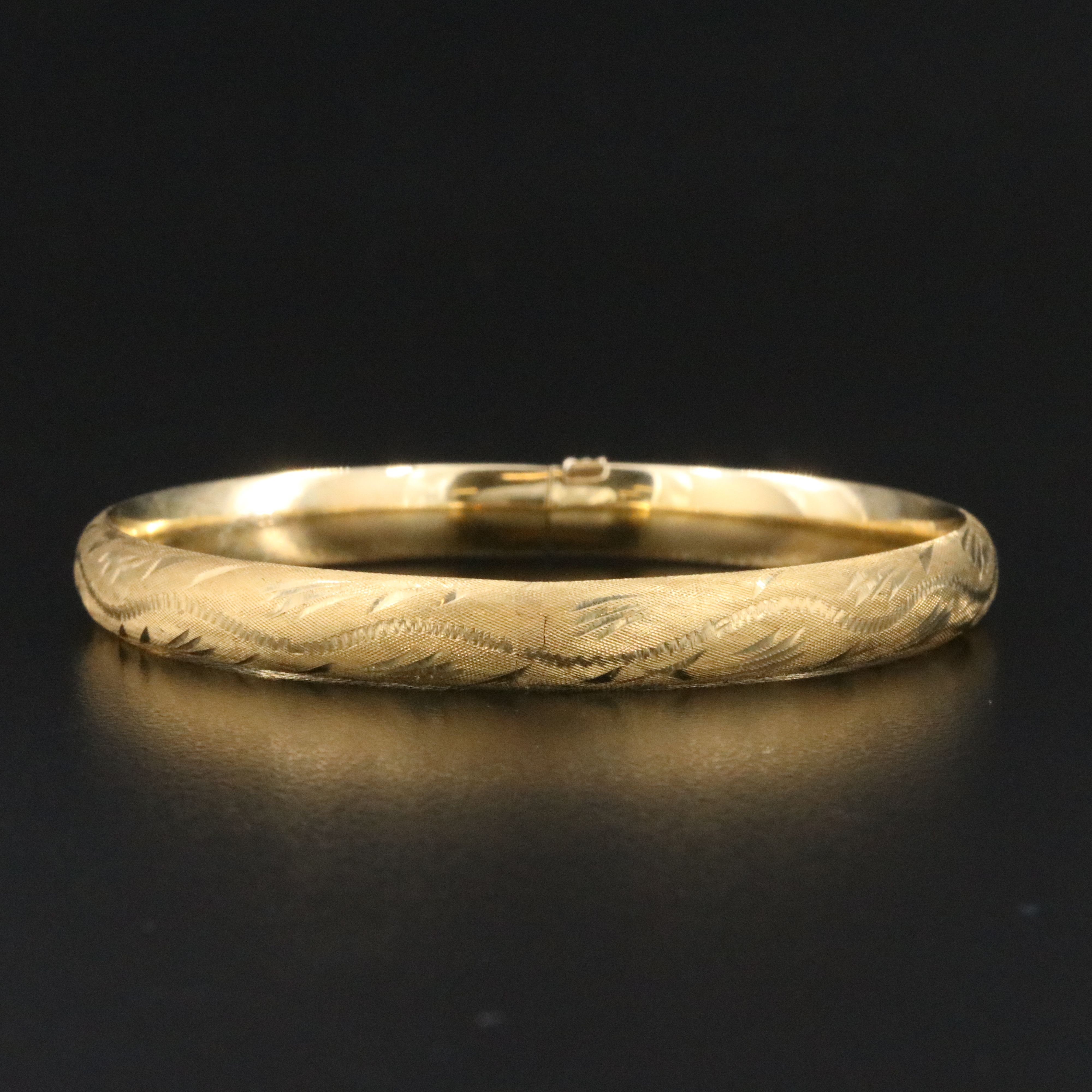 14K Etched Bangle