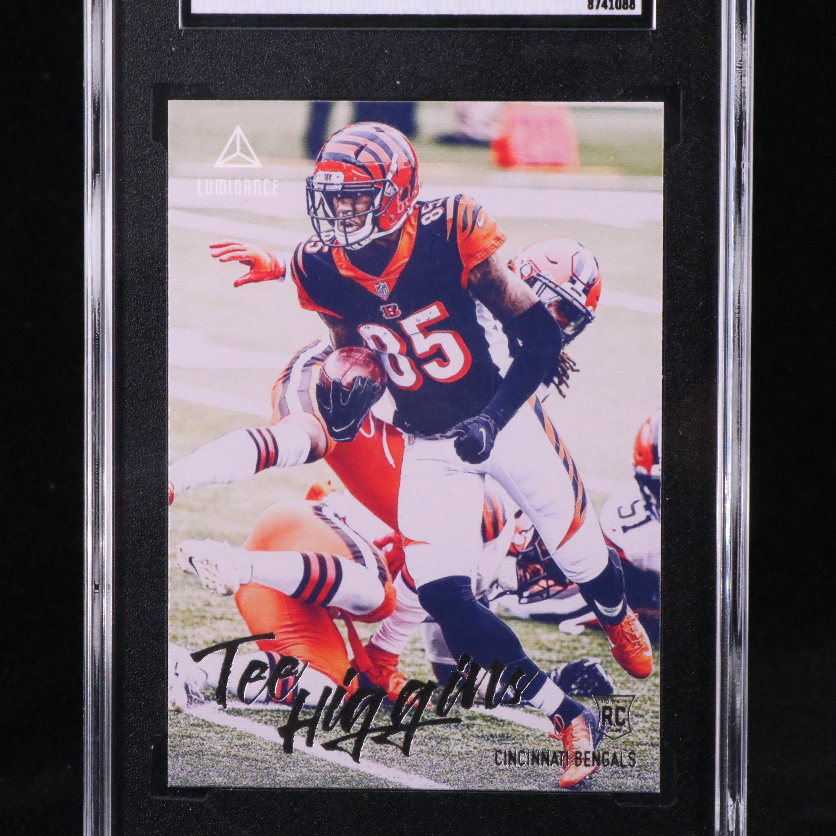 2020 Chronicles Tee Higgins Luminance Rookie Football Card Graded SGC 10