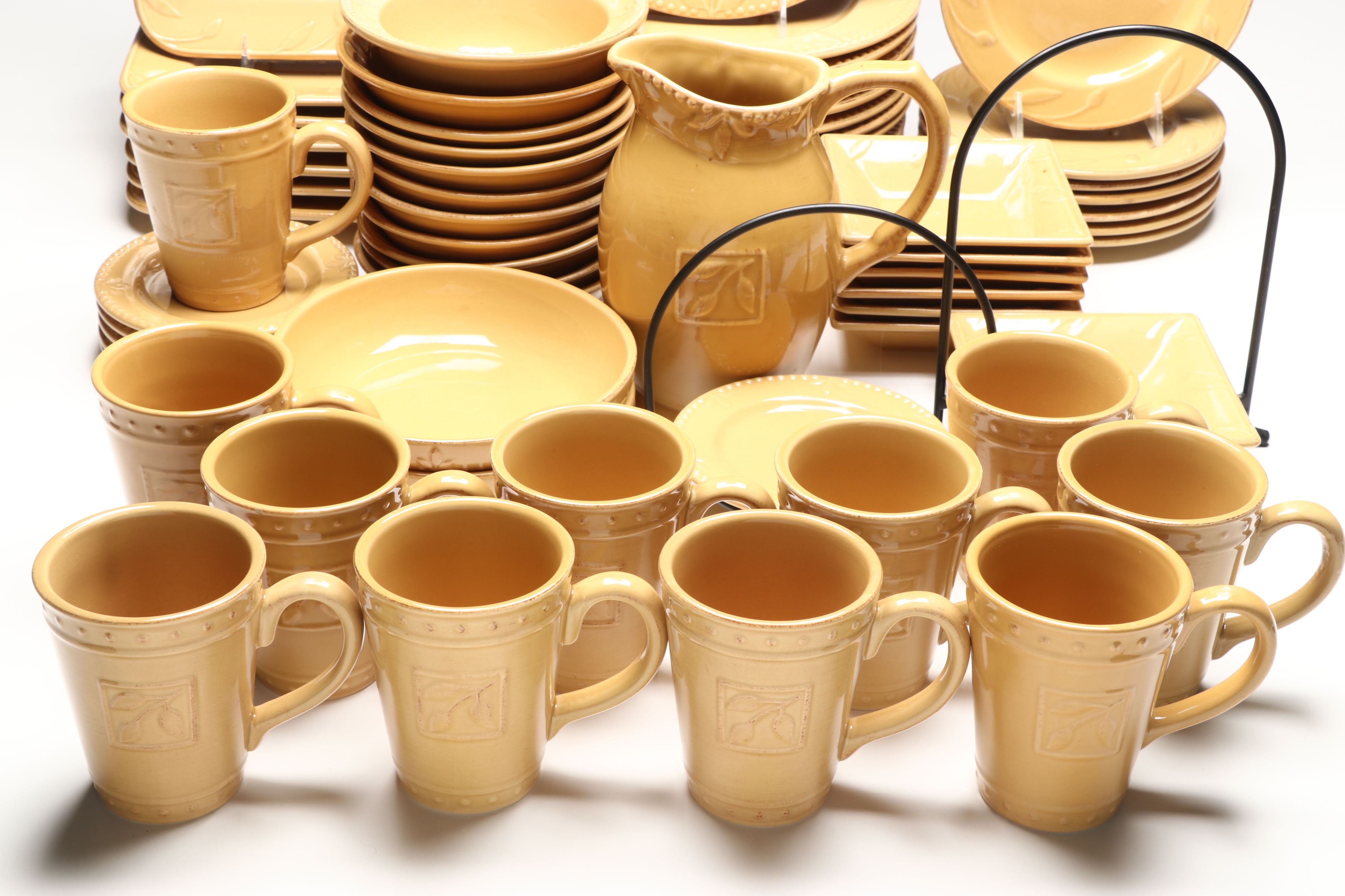 Signature Housewares "Sorrento" Stoneware Dinnerware