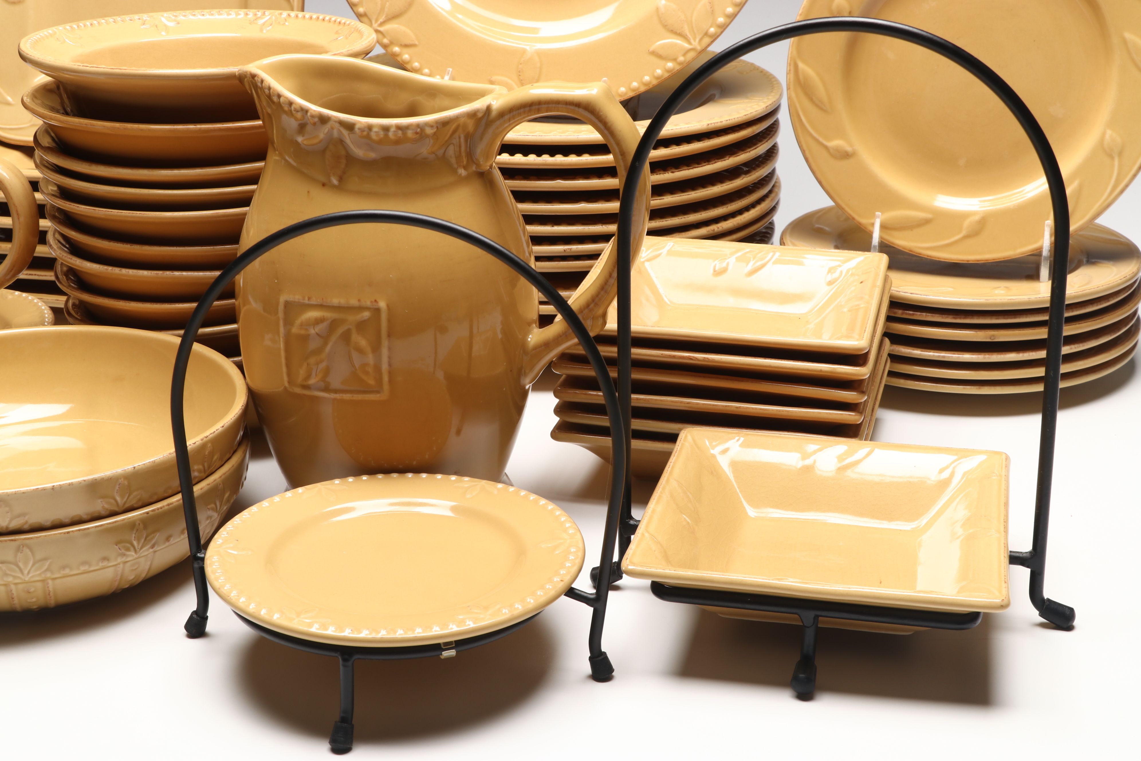 Signature Housewares "Sorrento" Stoneware Dinnerware