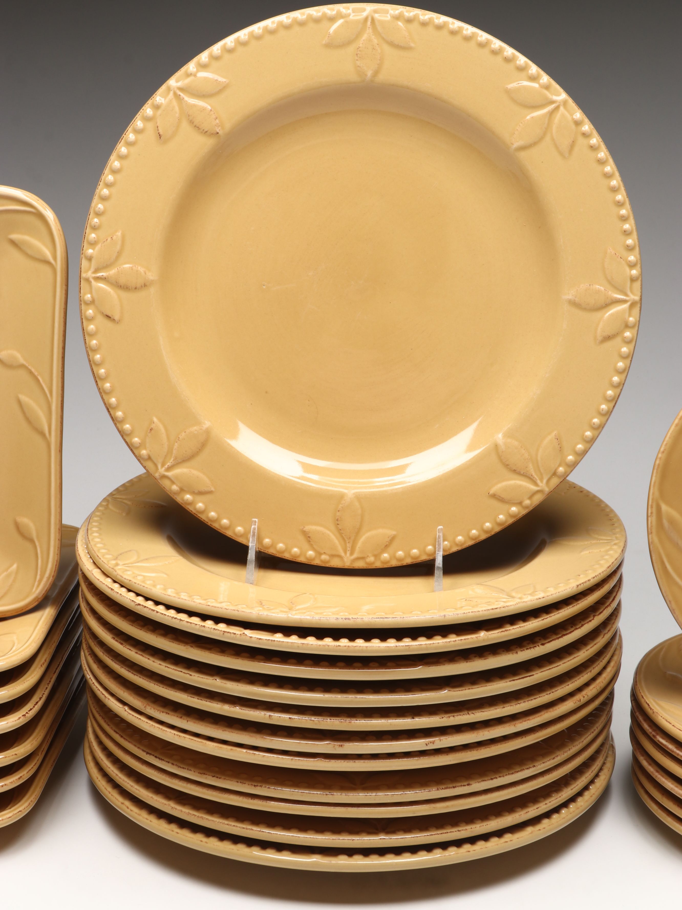 Signature Housewares "Sorrento" Stoneware Dinnerware