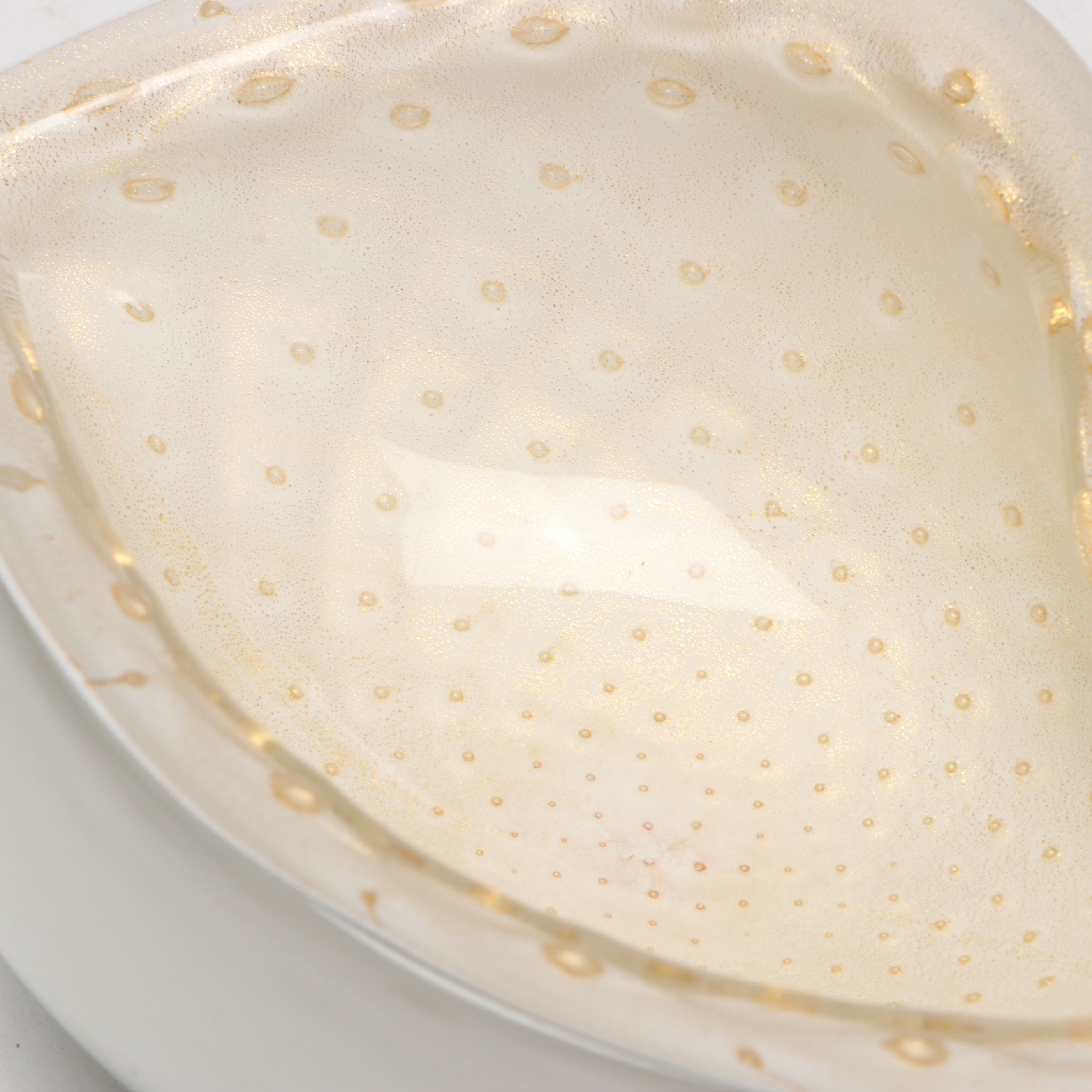 Murano Style Shell-Shaped Art Glass Bowl