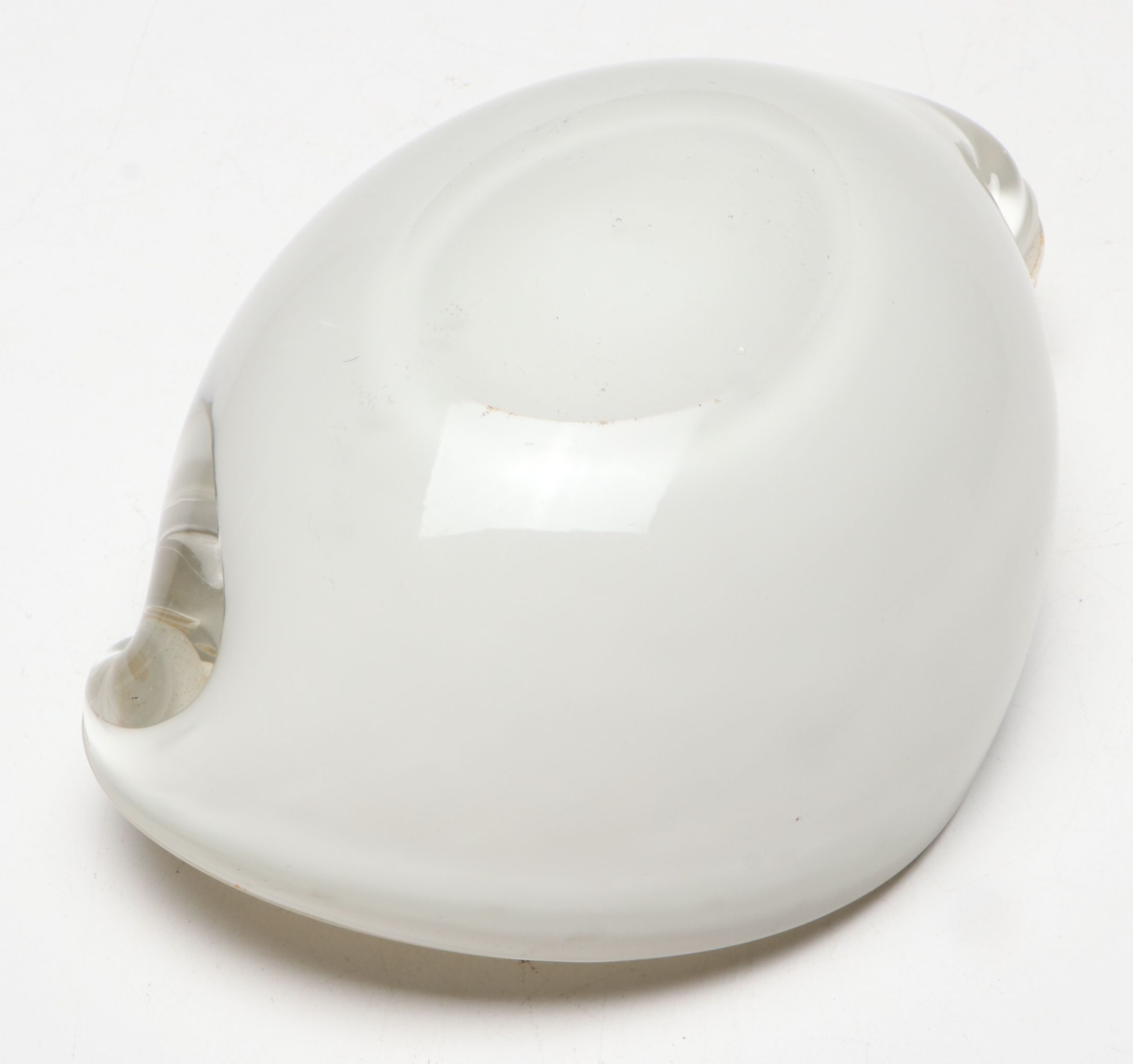 Murano Style Shell-Shaped Art Glass Bowl