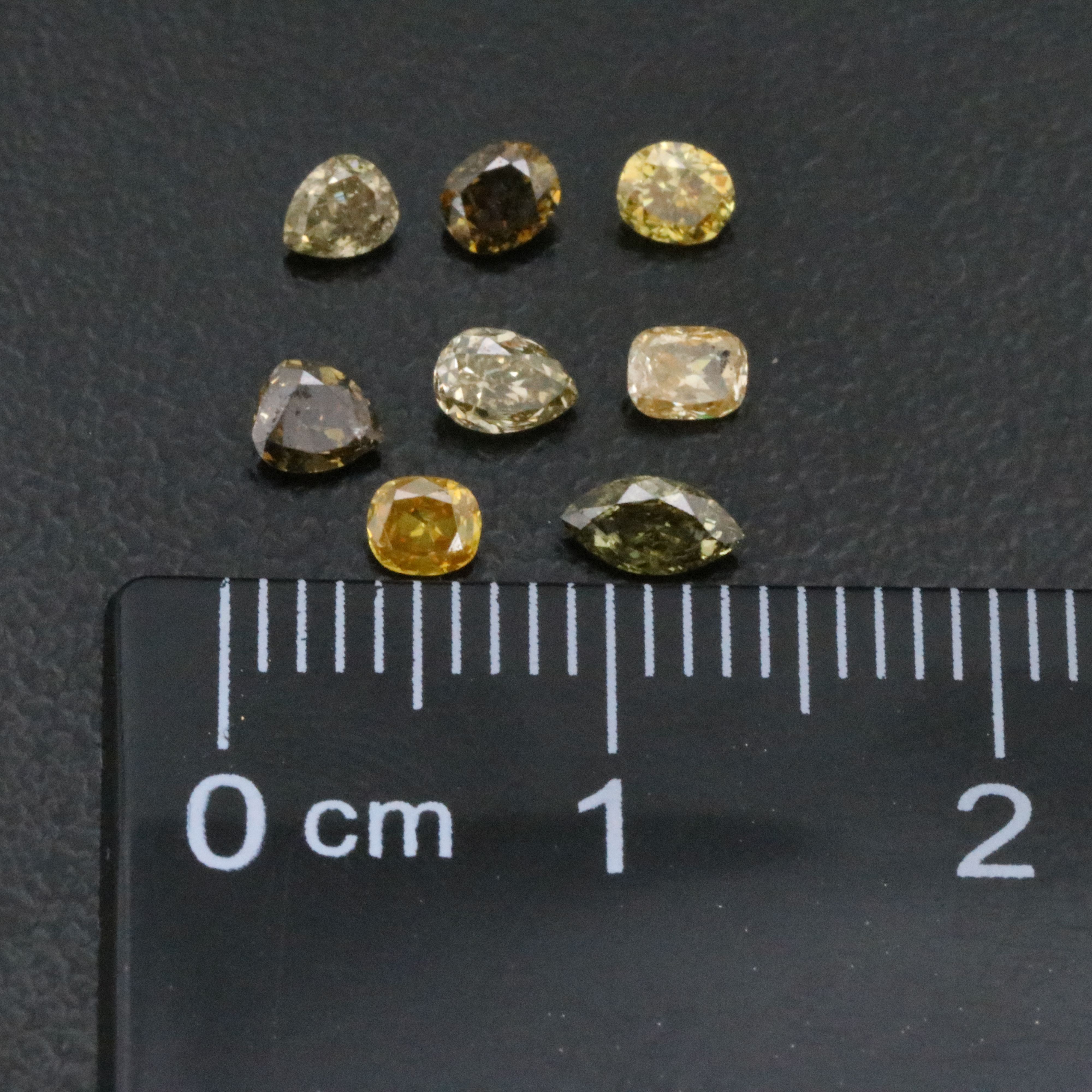 Loose 1.01 CTW Diamond Lot Including Fancy Color