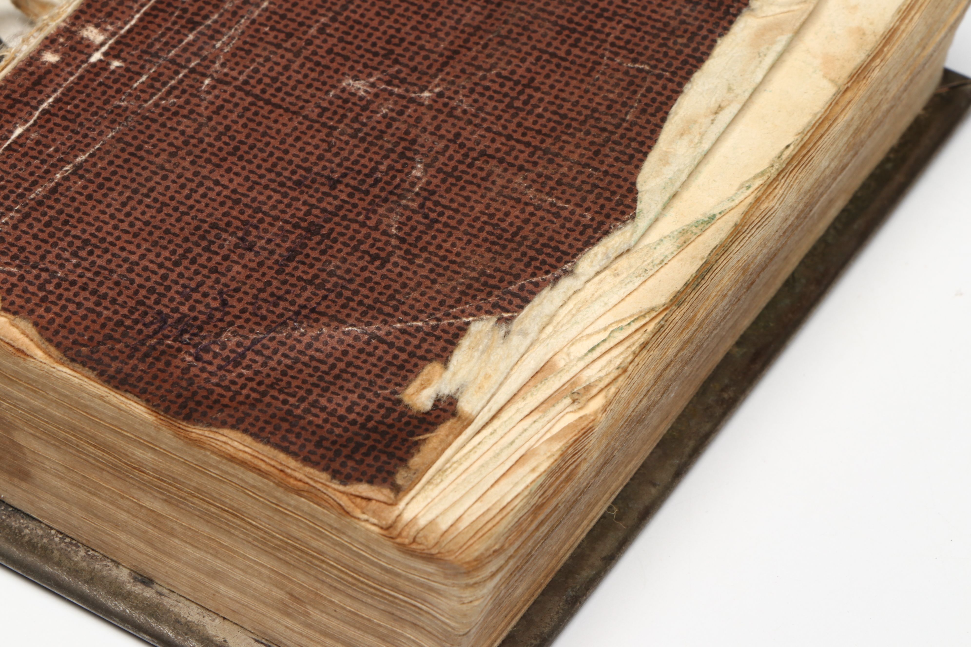 Hebrew Sephardic Rite Siddur Prayer Book with Metal Cover