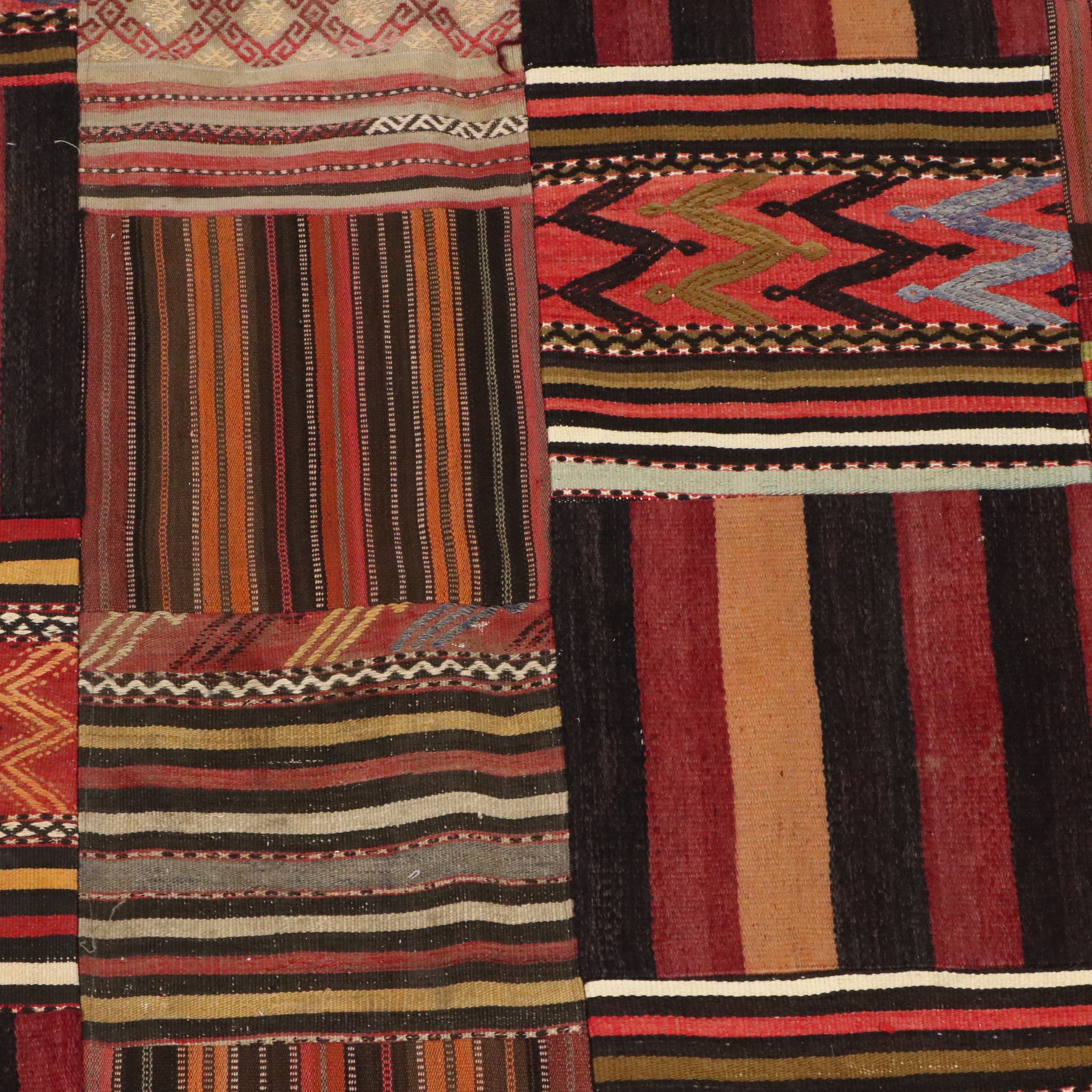 7'2 x 10'2 Handmade Turkish Patchwork Area Rug