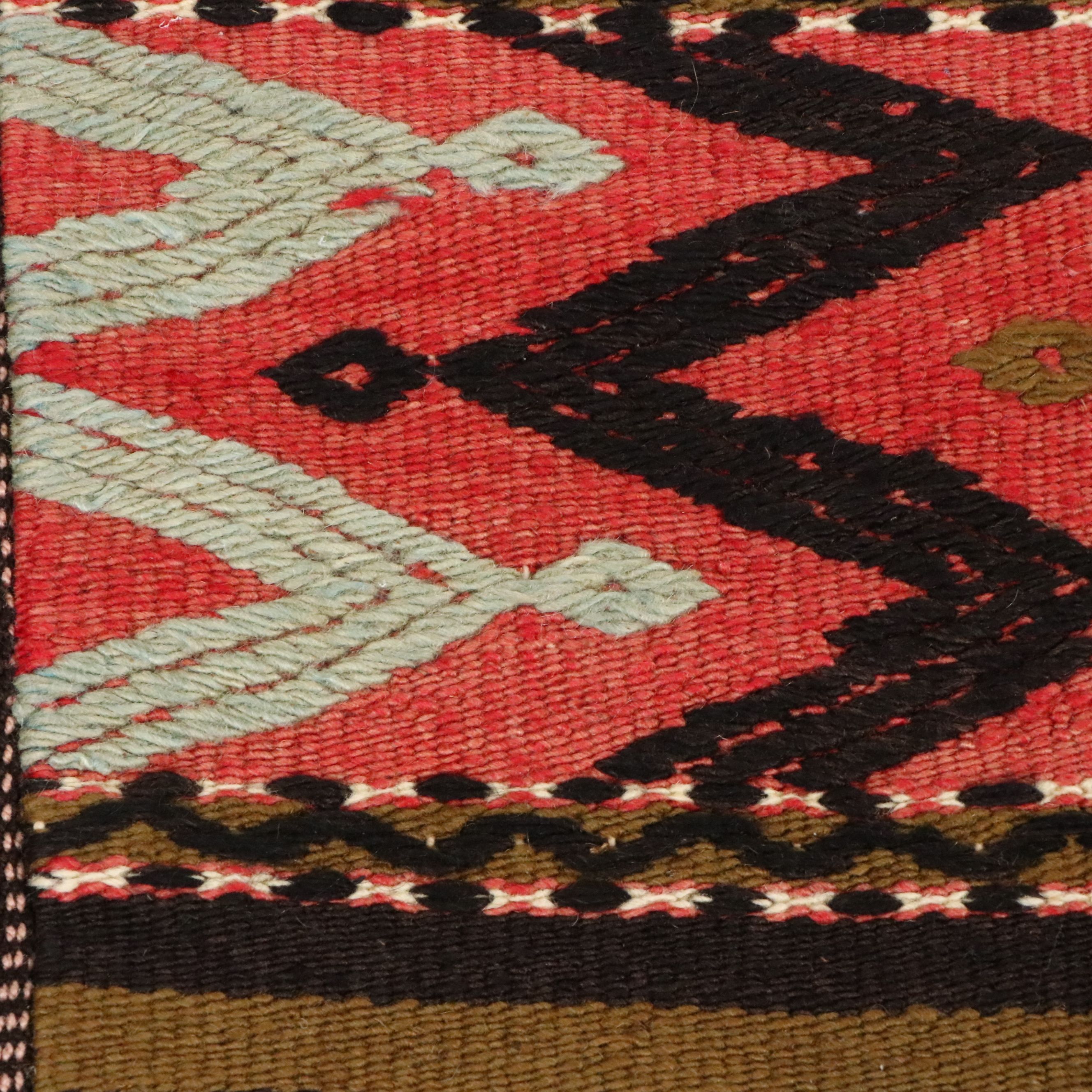 7'2 x 10'2 Handmade Turkish Patchwork Area Rug