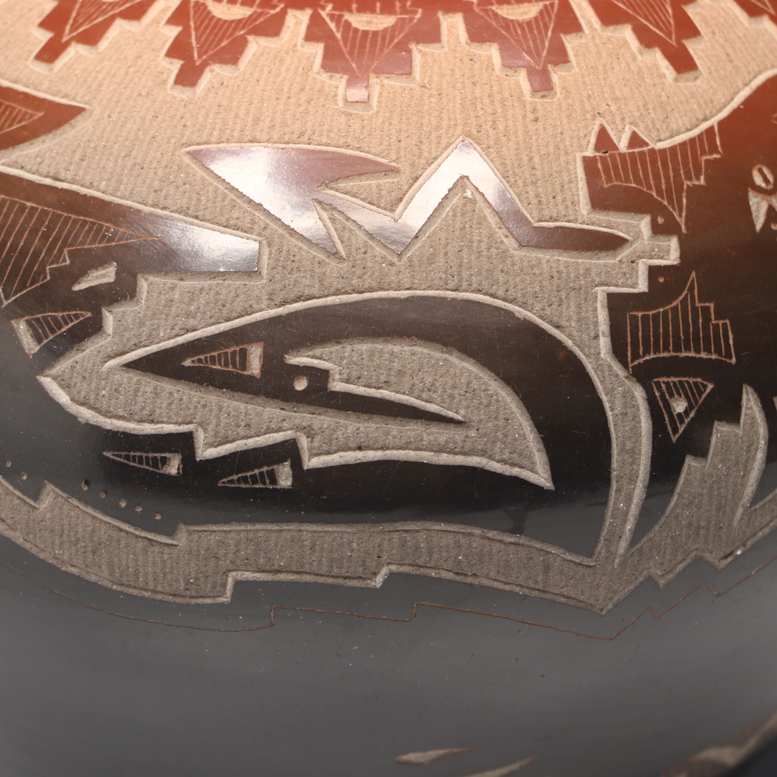 Sammy Naranjo Santa Clara Art Pottery Sgraffito Vase