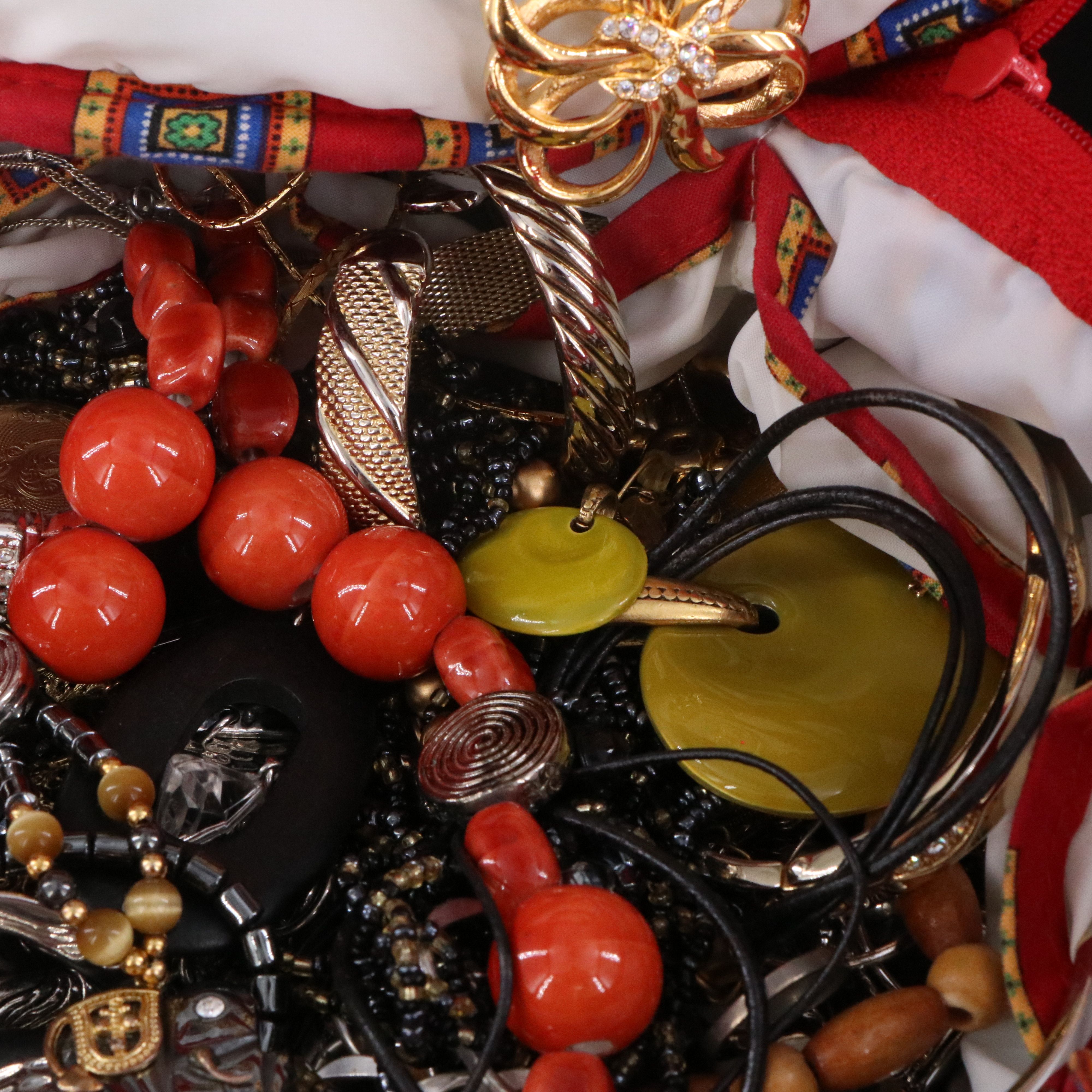 Uncommon Discoveries: Jewelry Collection in Vera Bradley Jewelry Case