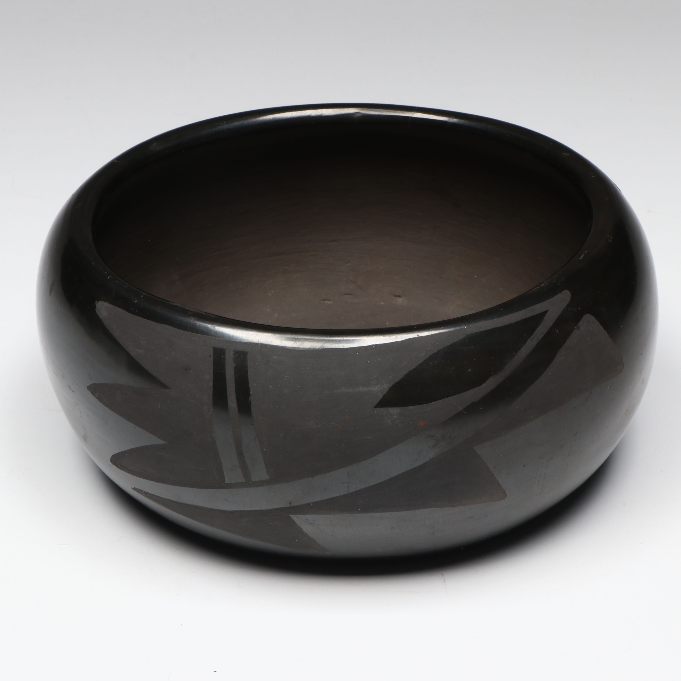 Santa Clara Pueblo Black-on-Black Ceramic Pot