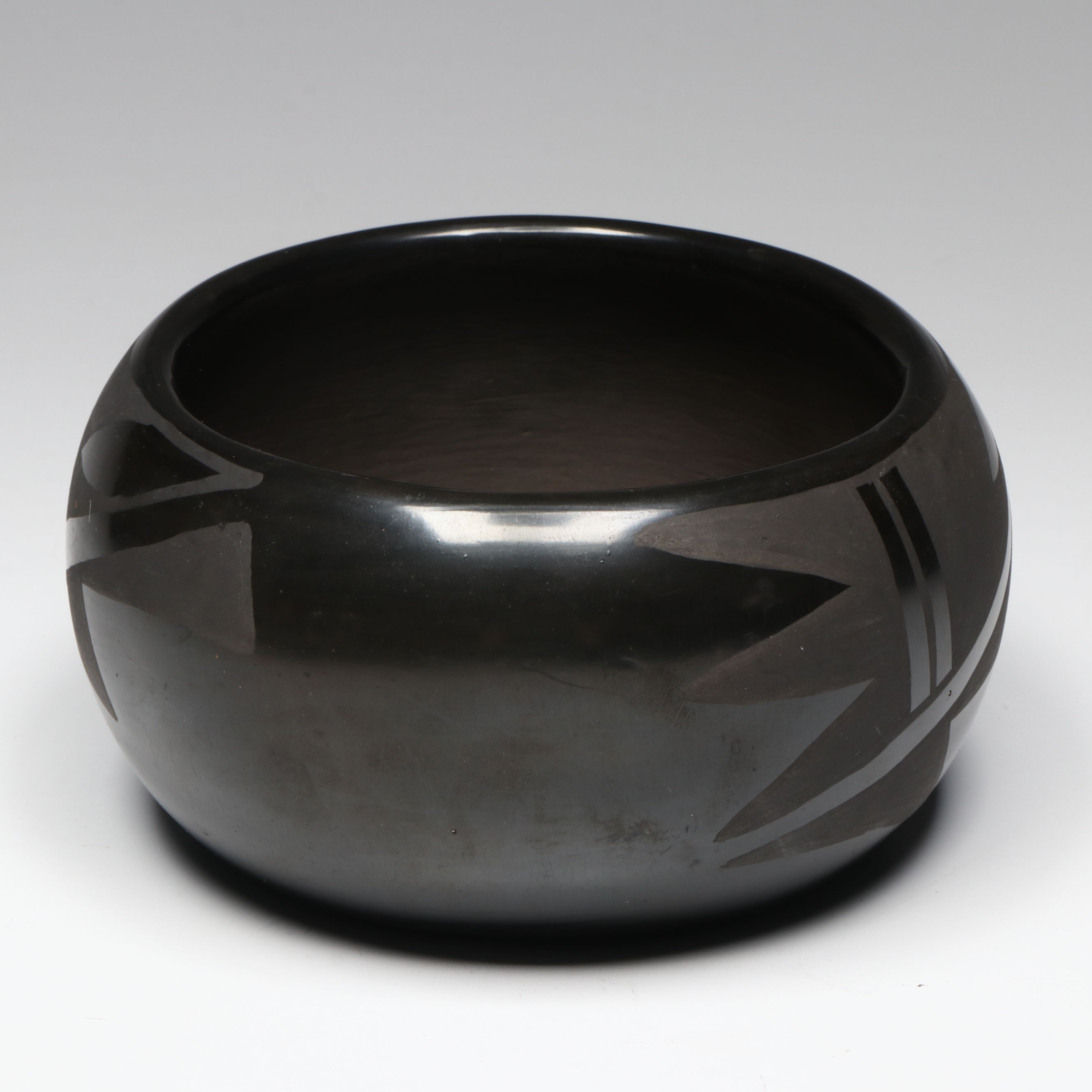 Santa Clara Pueblo Black-on-Black Ceramic Pot