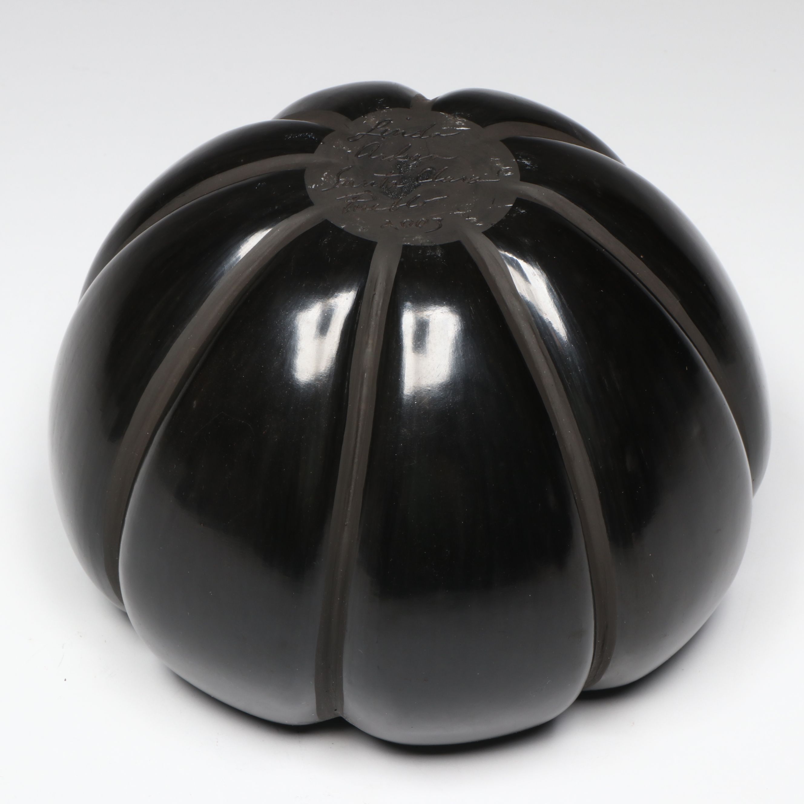 Linda Askan Santa Clara Pueblo Black Ceramic Melon Pot