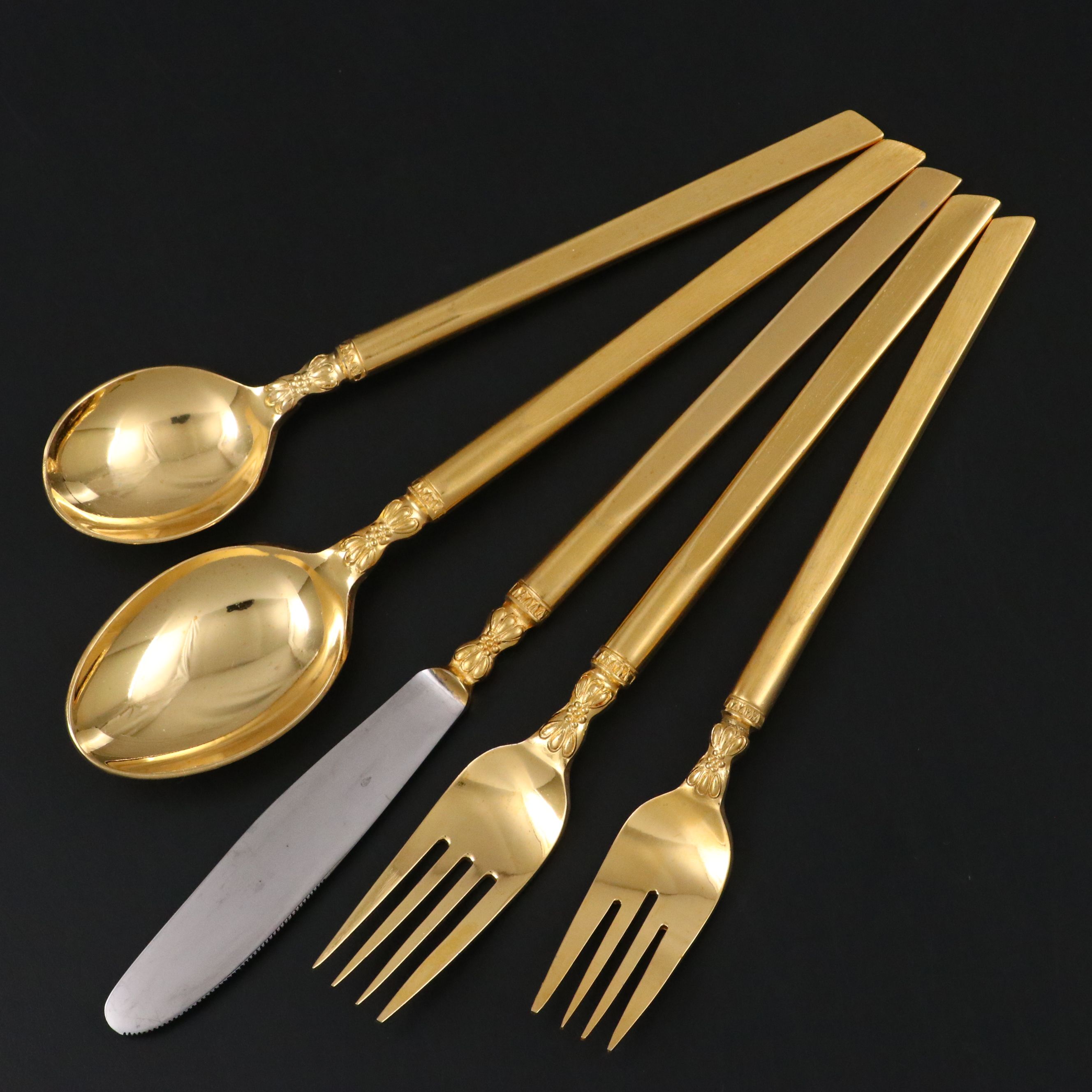 Everbright Gilt Finish Stainless Steel Flatware