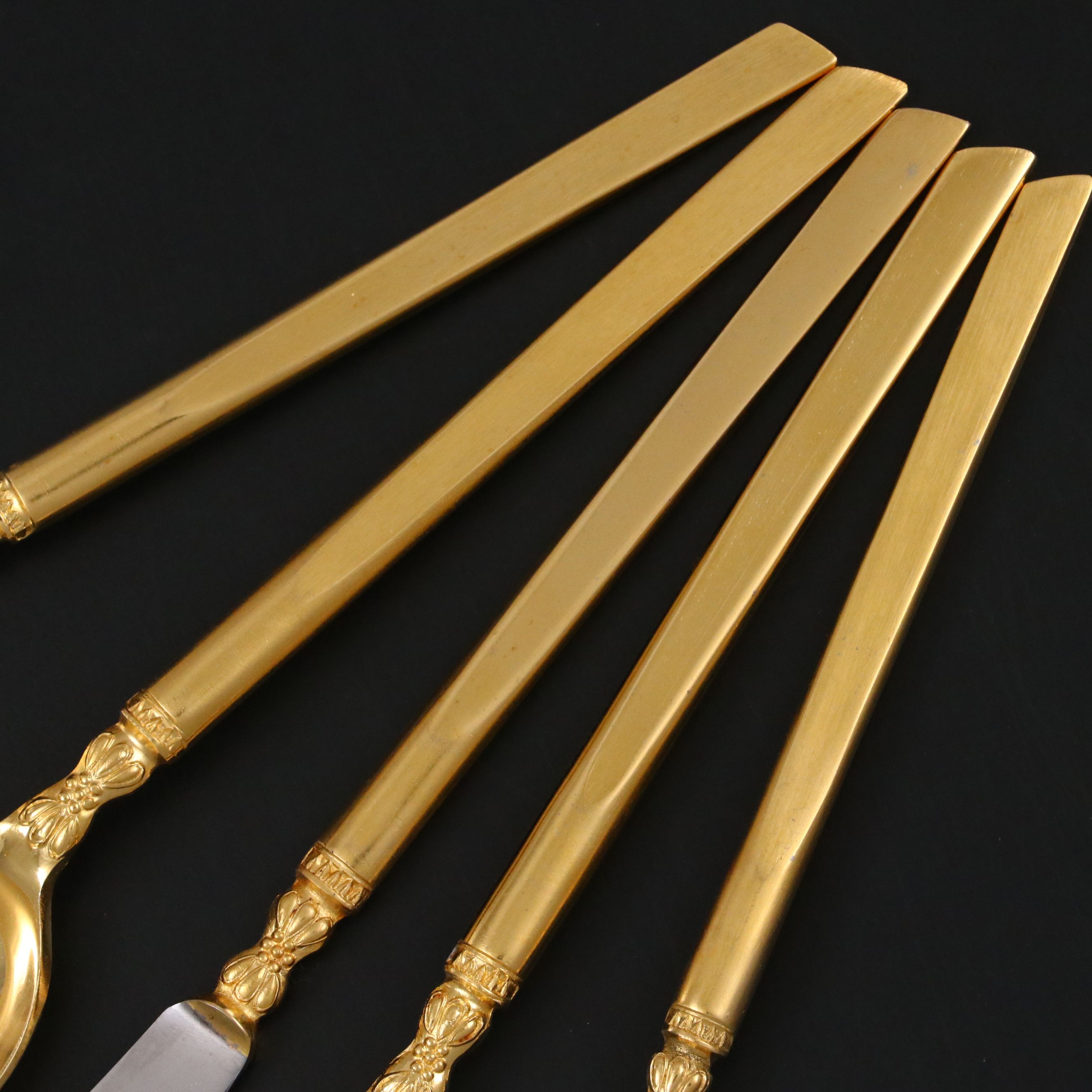 Everbright Gilt Finish Stainless Steel Flatware