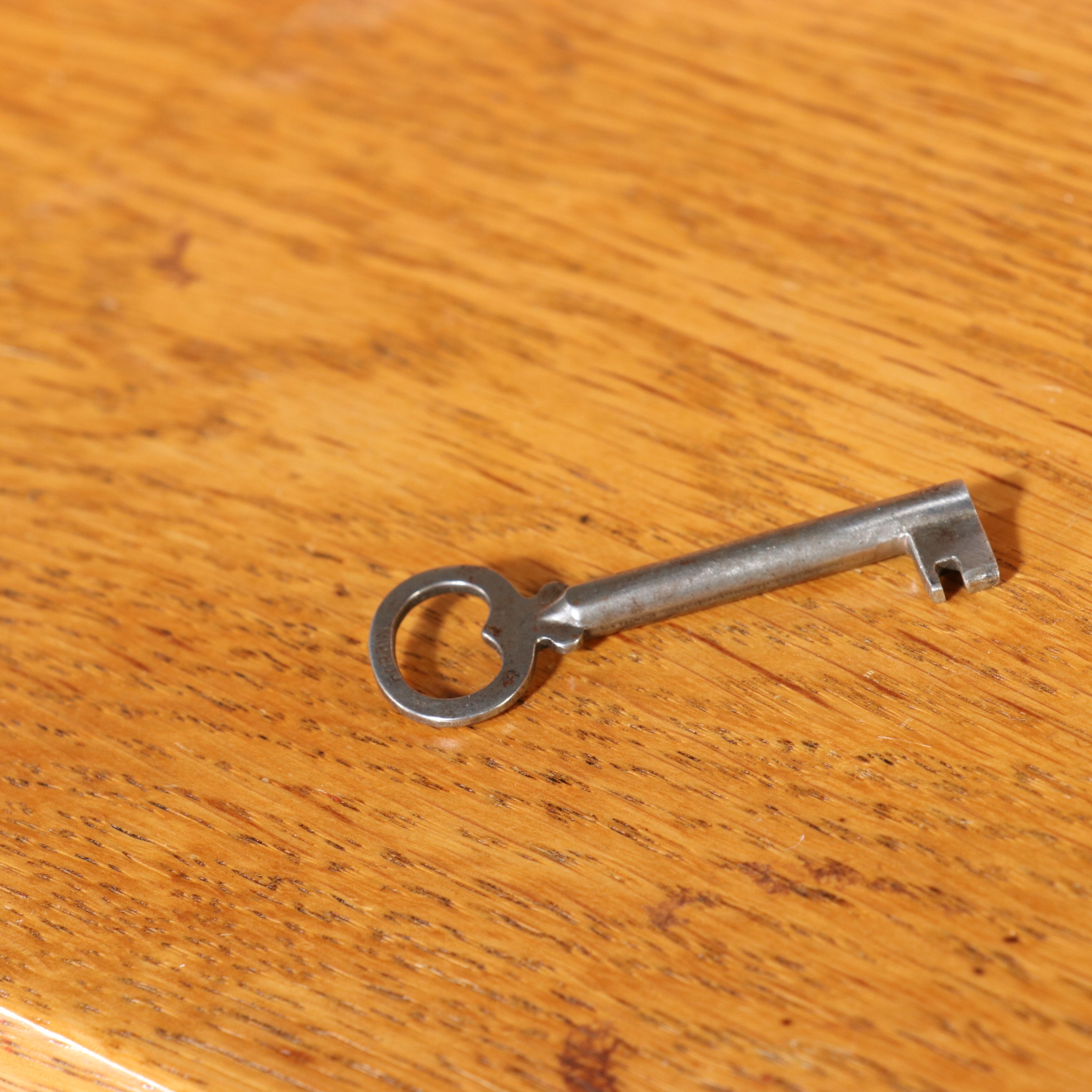 Late Victorian American Golden Oak Drop-Front Secretary Desk, Early 20th Century