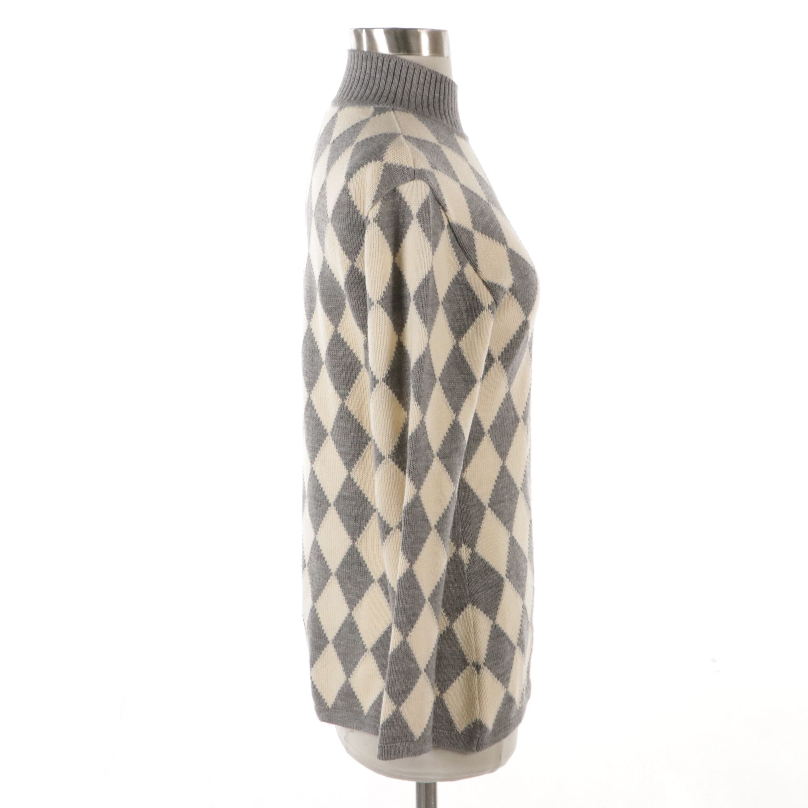 Salvatore Ferragamo Gray and White Harlequin Patterned Wool Sweater