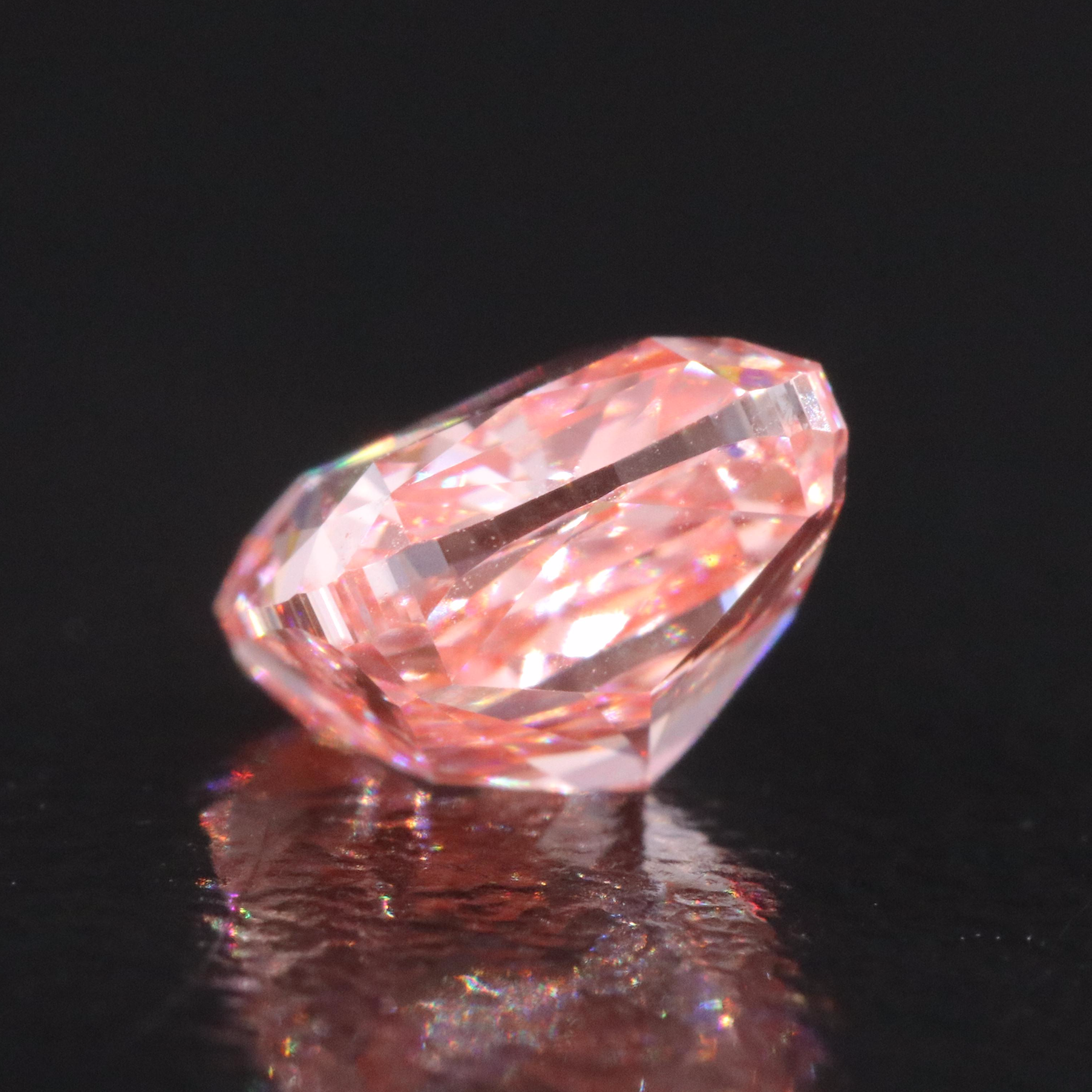 Loose 1.51 CT Lab Grown Fancy Vivid Pink Diamond with IGI Report
