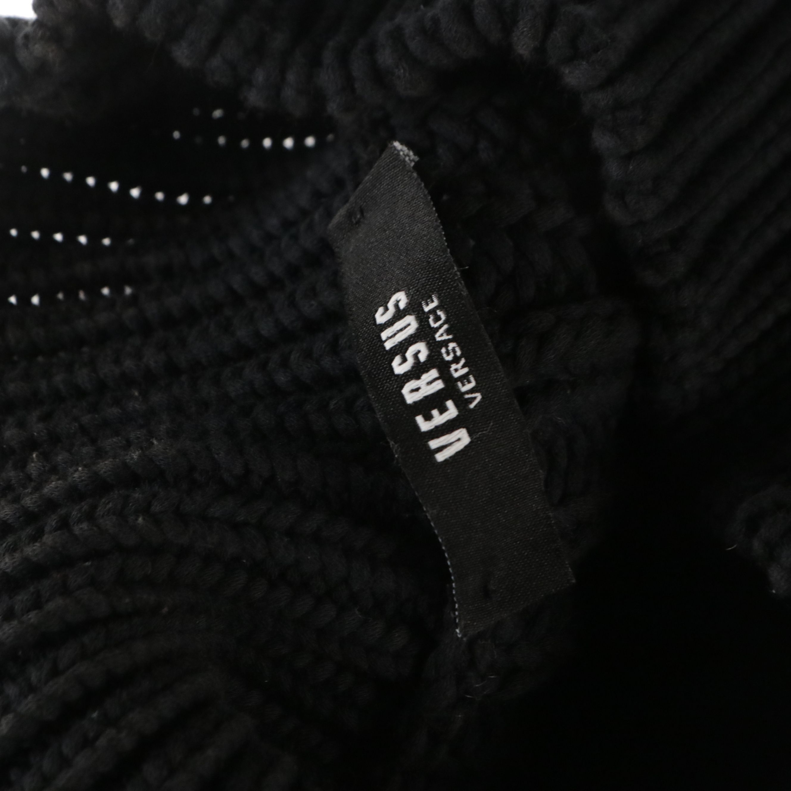 Versace Versus Cropped Charms Sweater in Black Cable Knit Viscose Blend