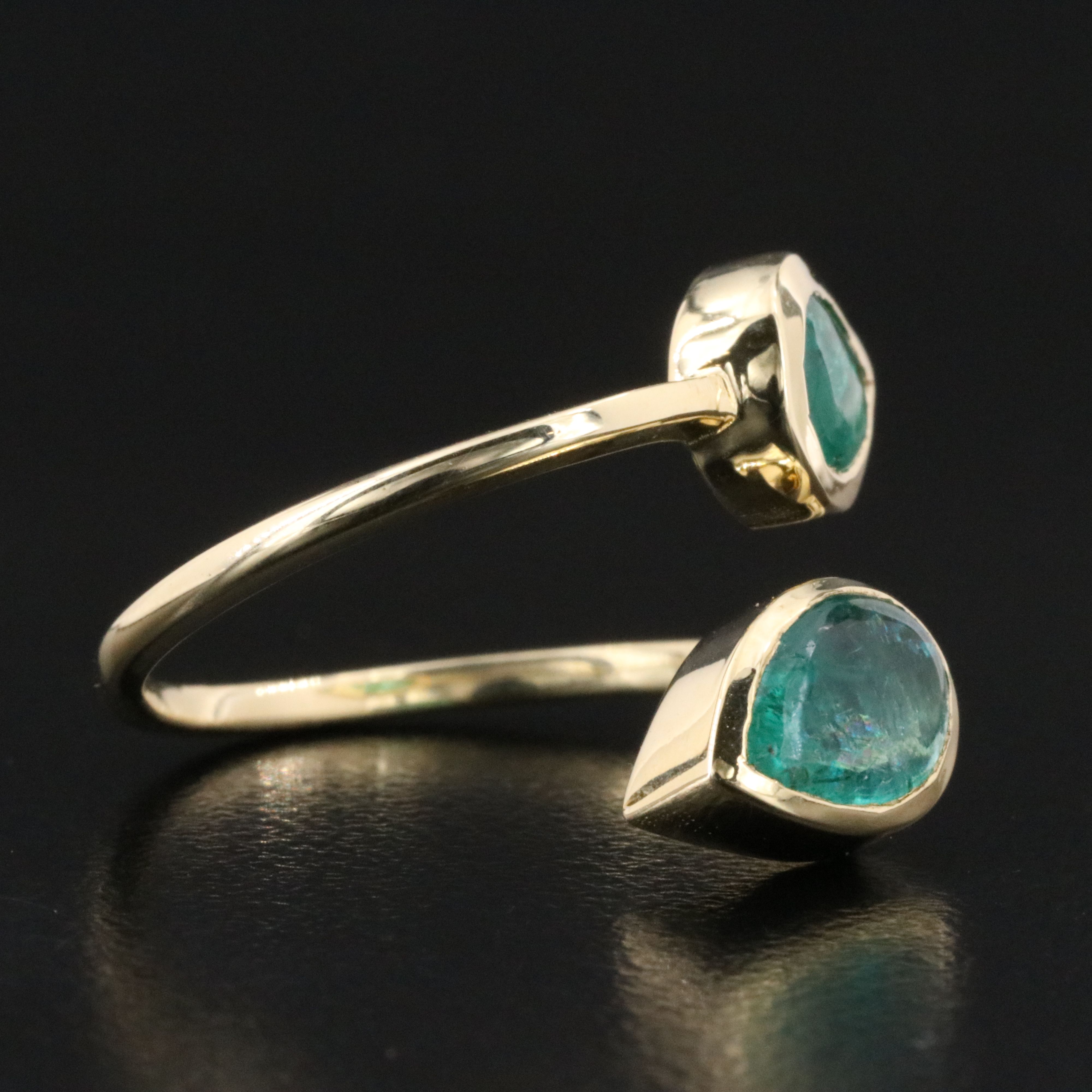 14K 2.13 CTW Emerald Toi et Moi Ring