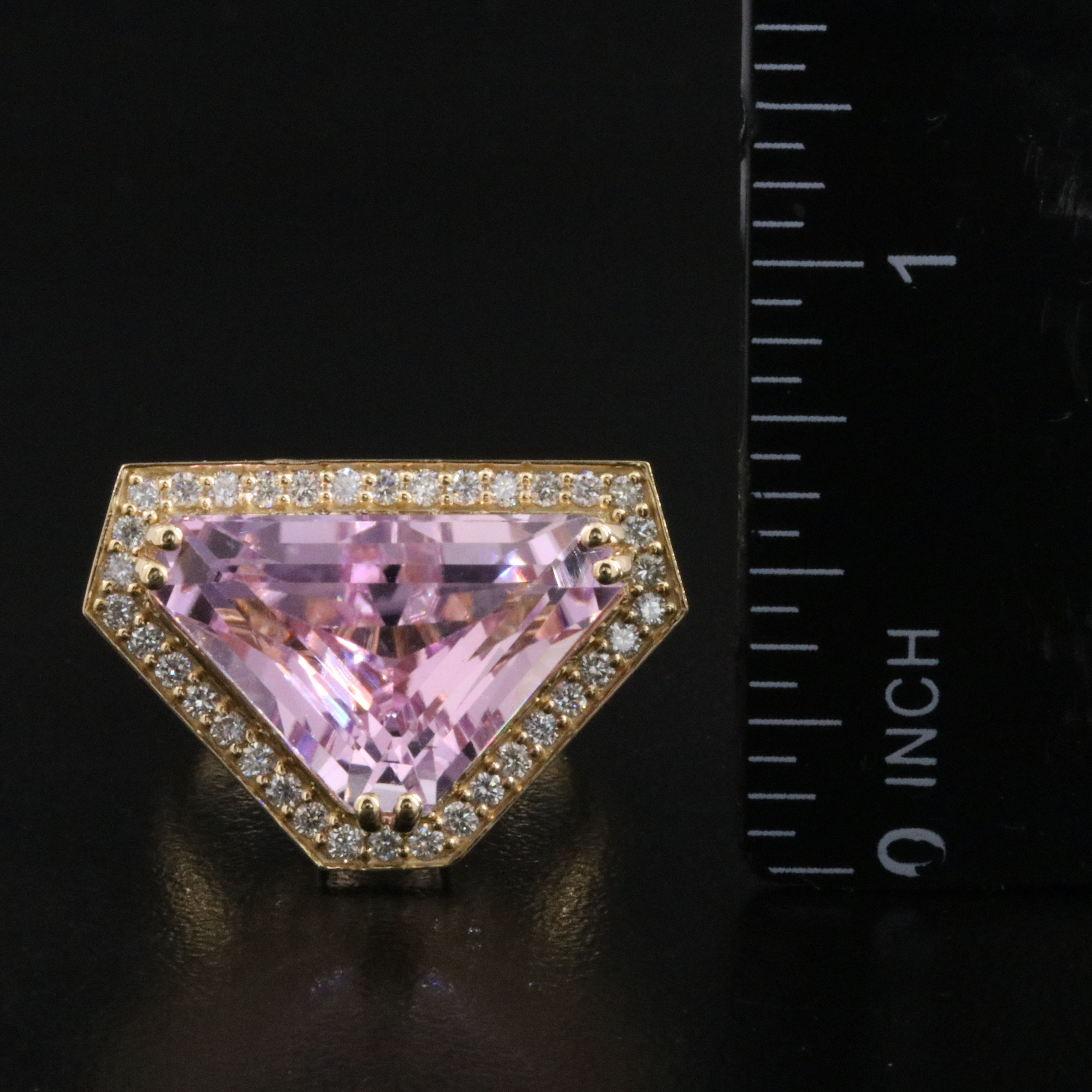 14K 12.60 CT Kunzite and Diamond Ring