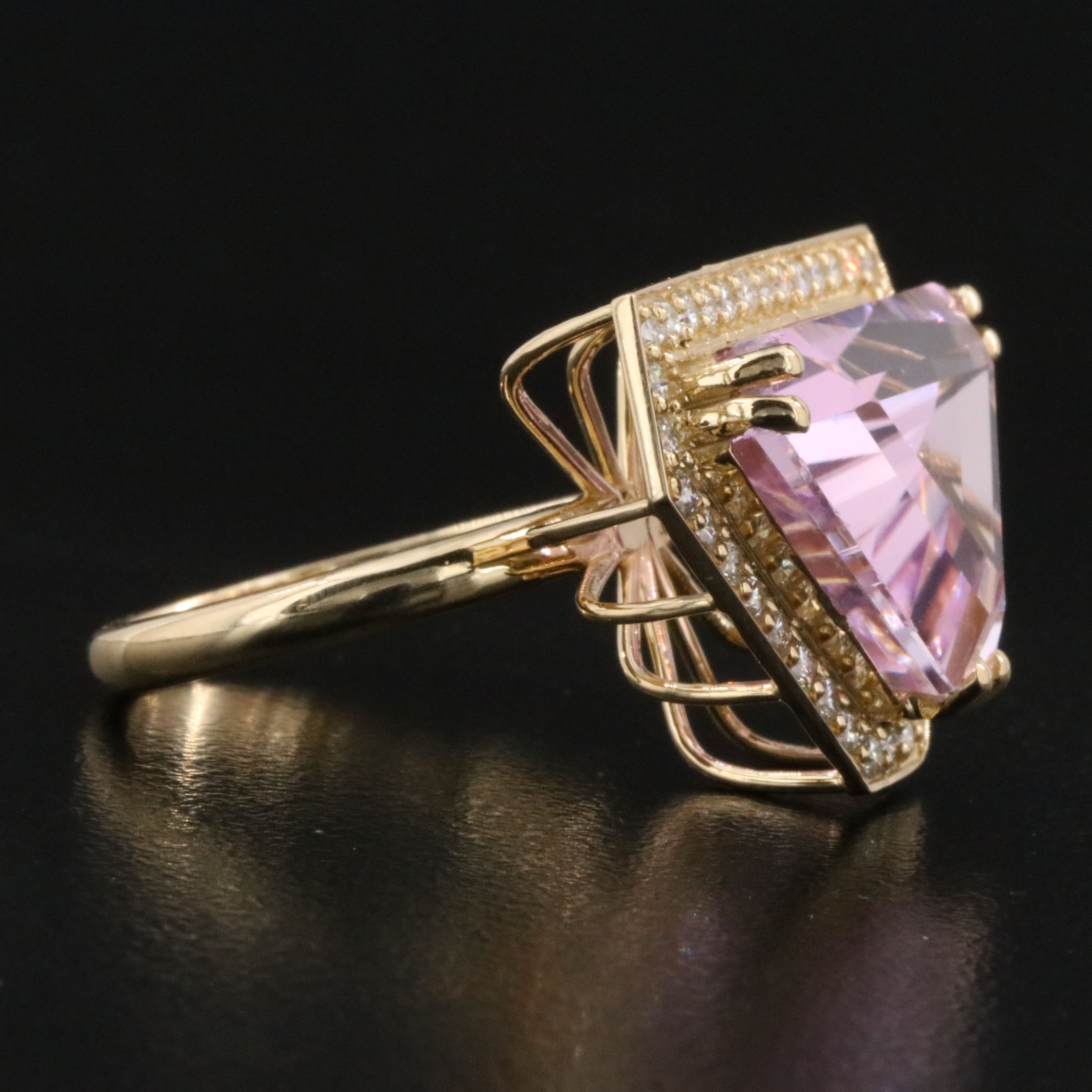 14K 12.60 CT Kunzite and Diamond Ring