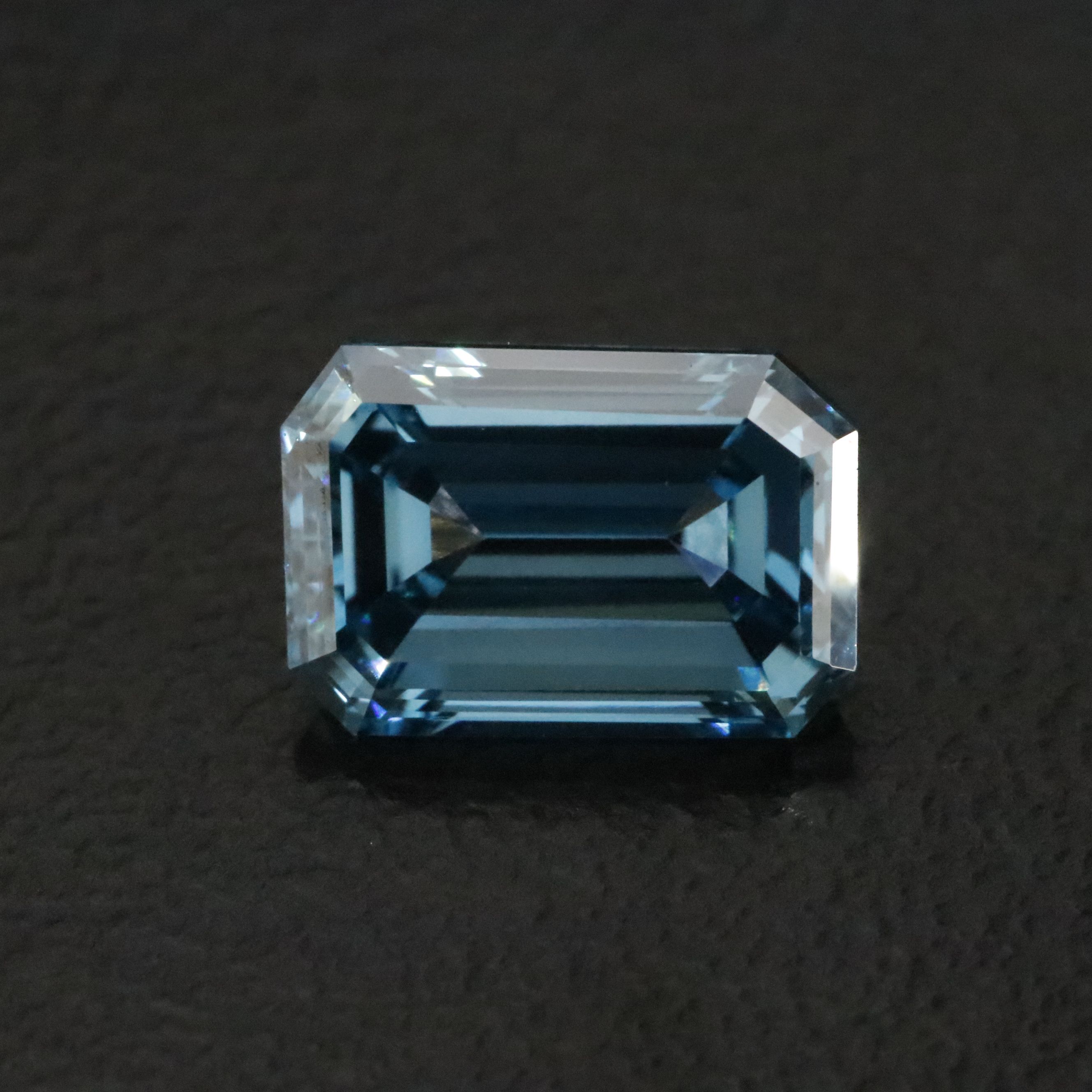 Loose 1.67 CT Lab Grown Fancy Blue Diamond