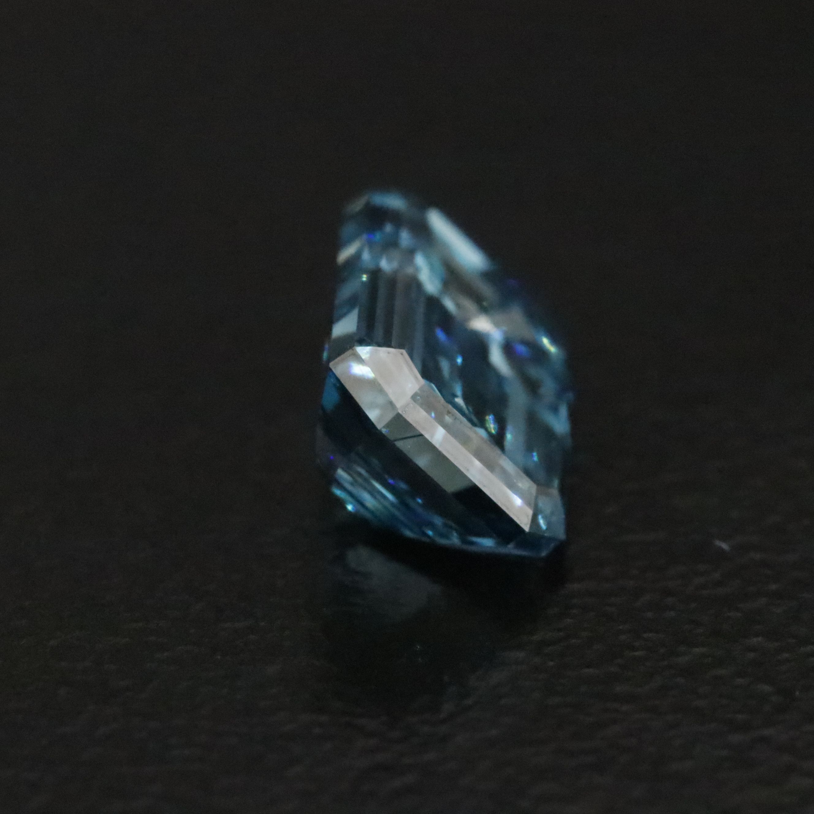 Loose 1.67 CT Lab Grown Fancy Blue Diamond