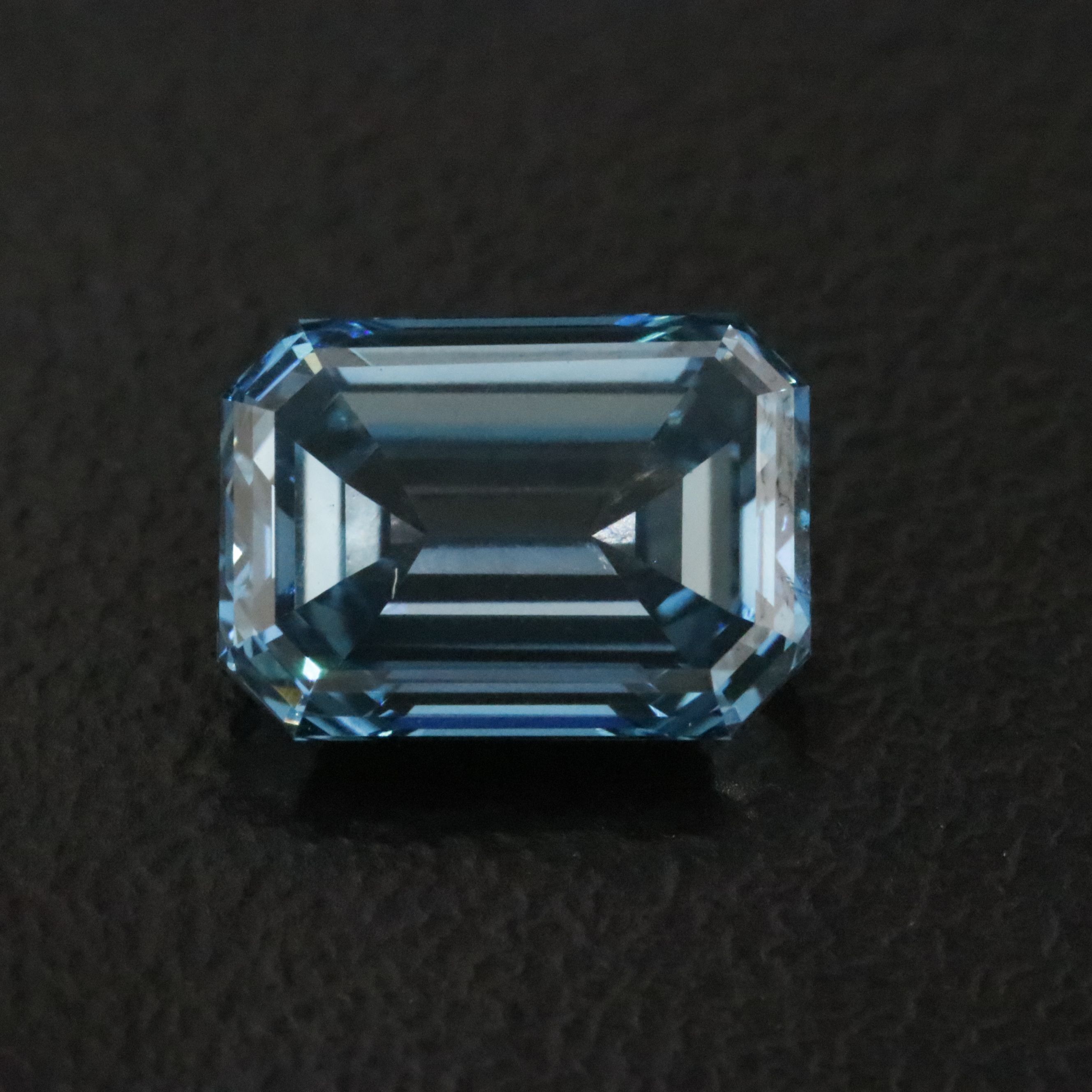Loose 1.84 CT Lab Grown Fancy Blue Diamond