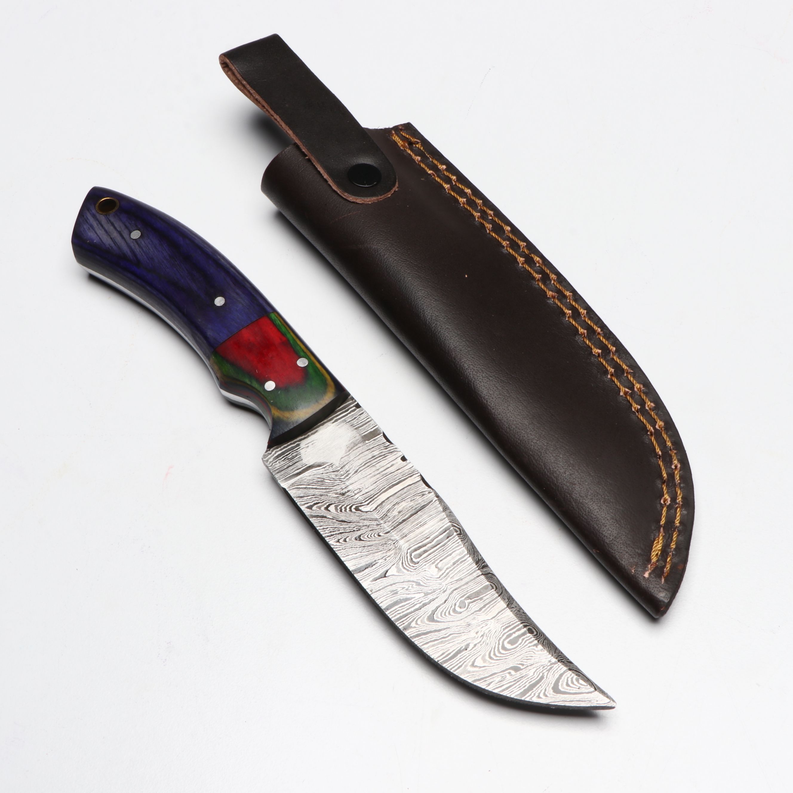 Damascus Steel Skinner and Hunting Knives in Leather Scabbards