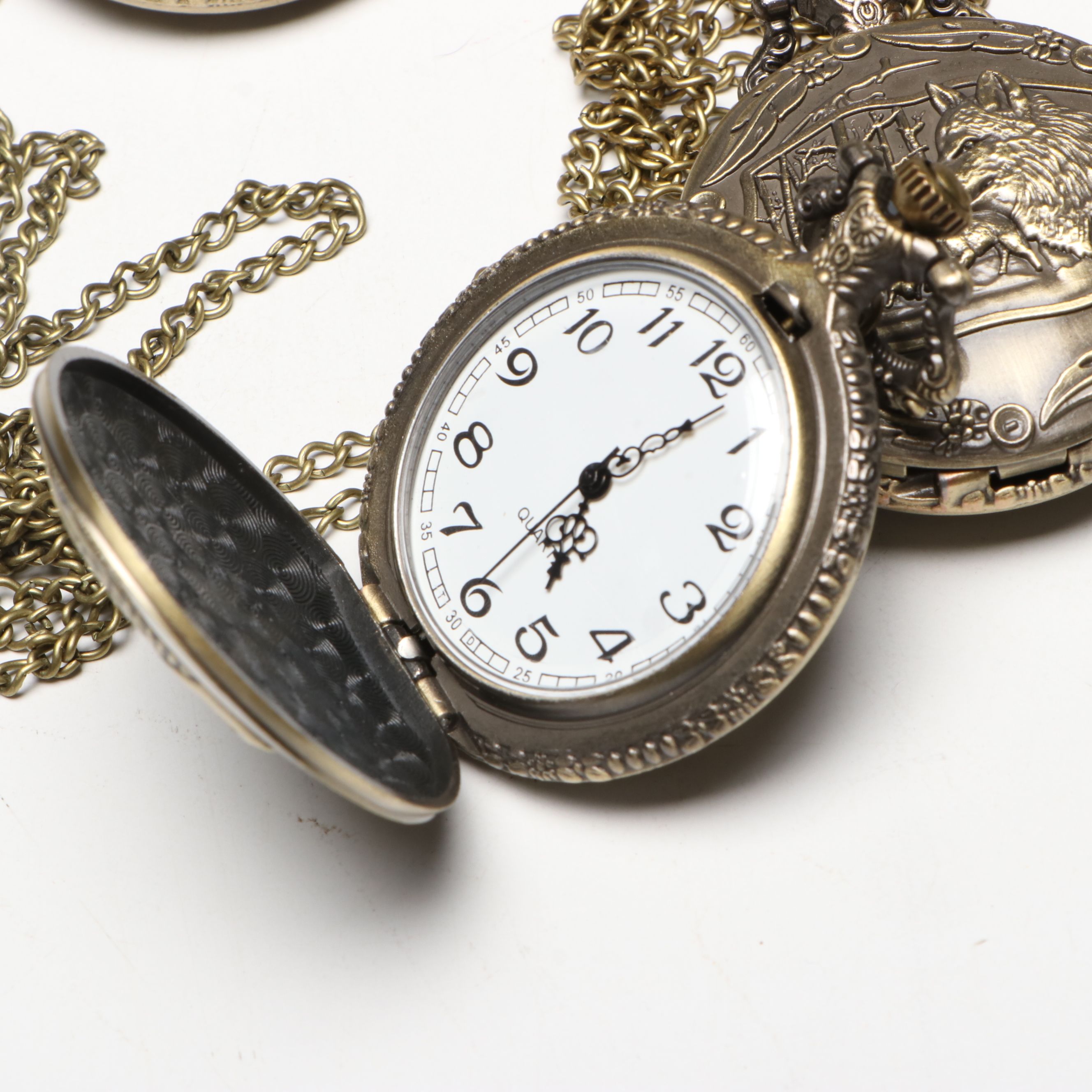 Damascus Steel Knives with Novelty Pocket Watches