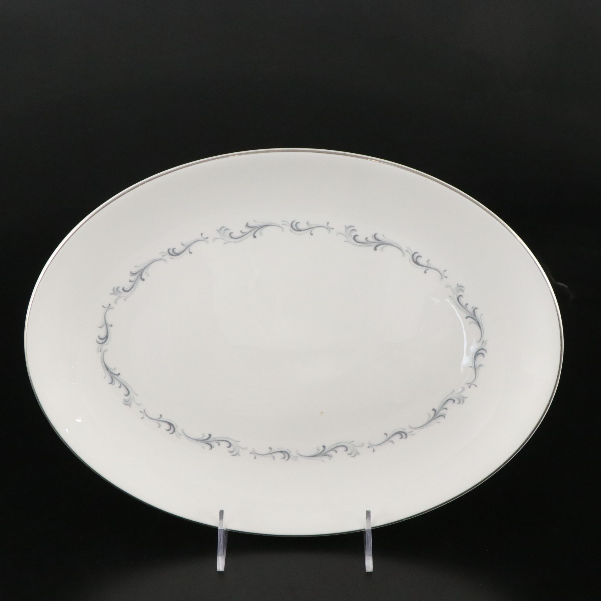 Royal Doulton "Coronet" Porcelain Dinnerware Set with Serving Platters