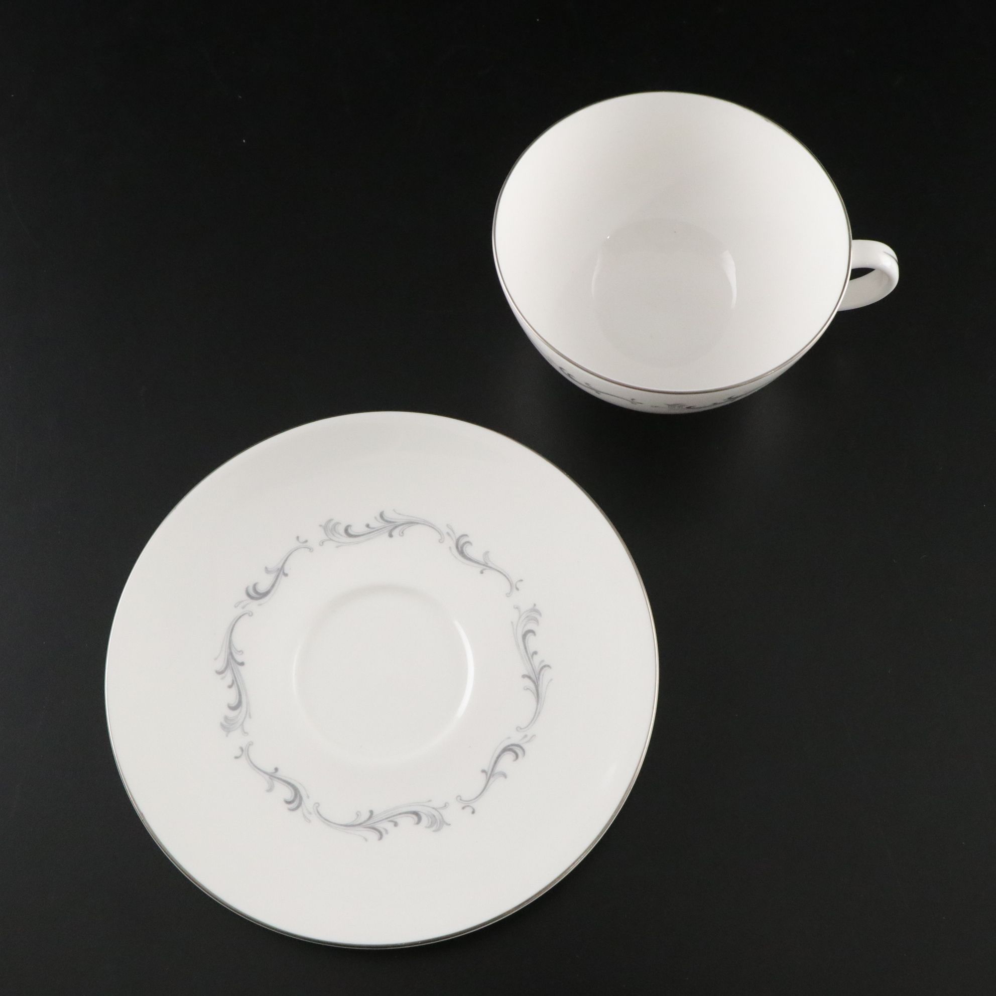 Royal Doulton "Coronet" Porcelain Dinnerware Set with Serving Platters