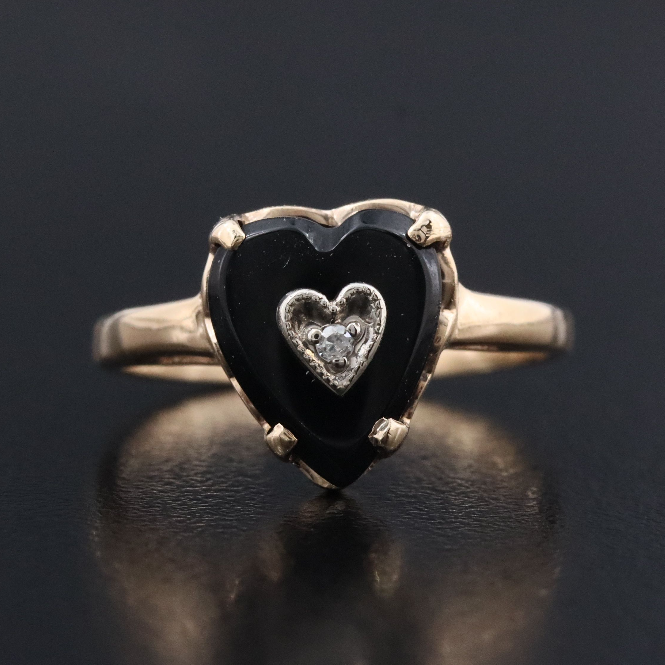 10K Black Onyx and Diamond Heart Ring