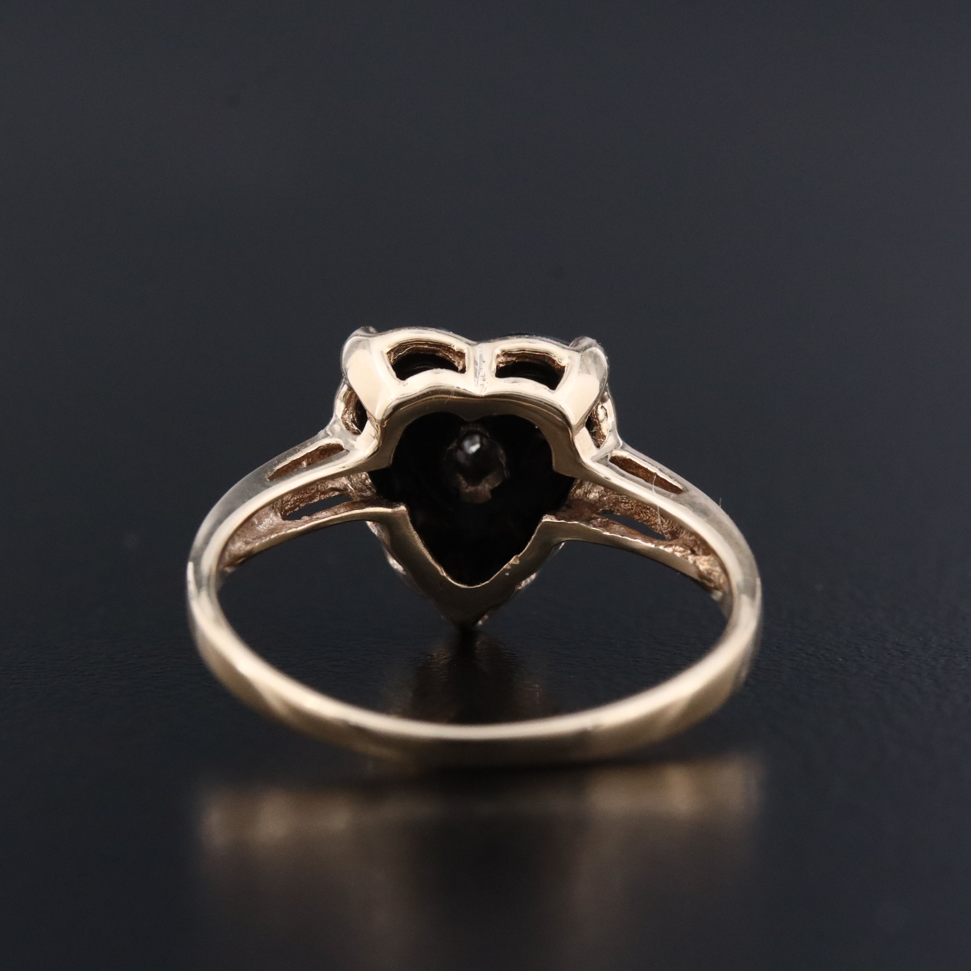 10K Black Onyx and Diamond Heart Ring