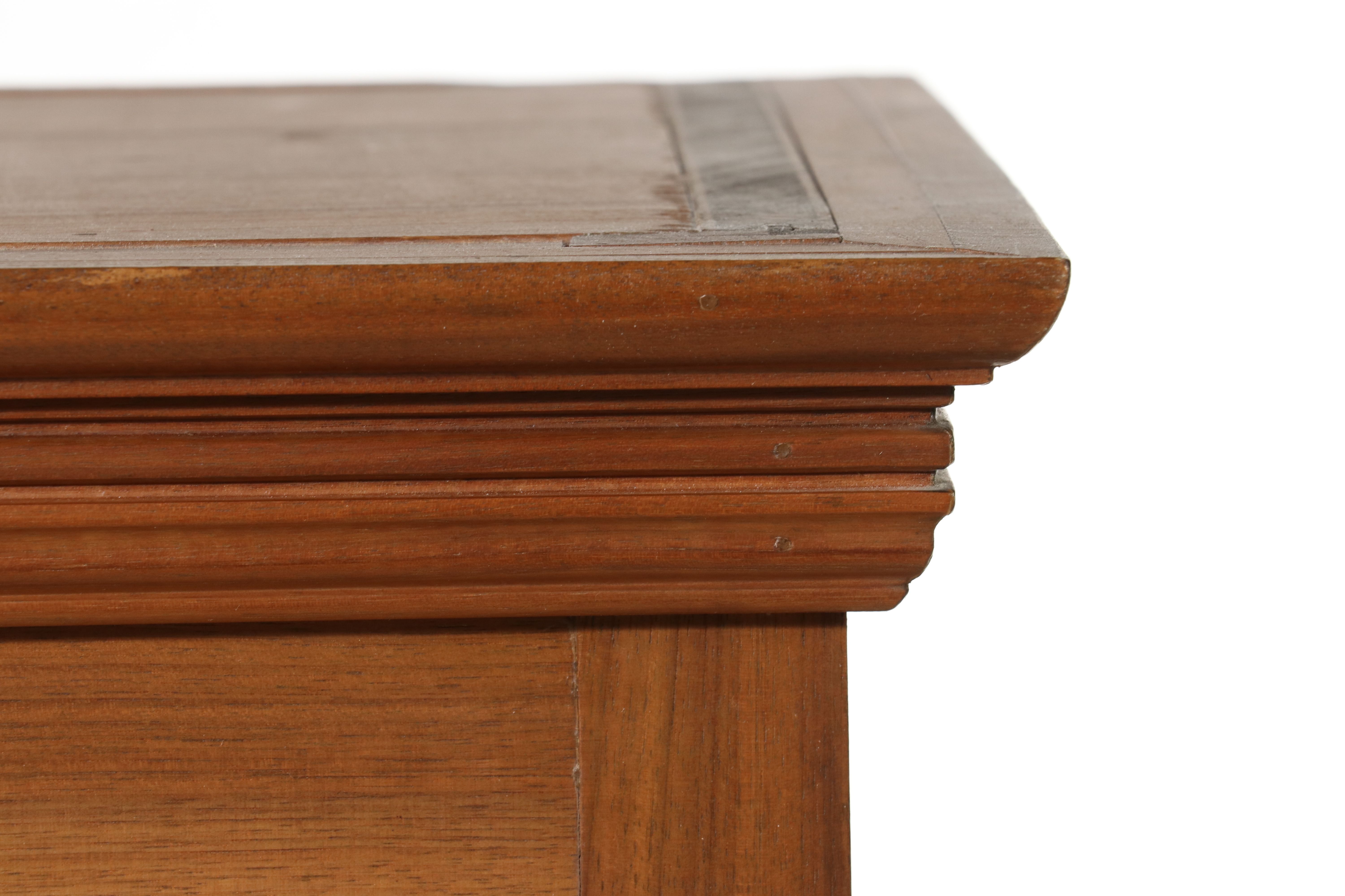 Colonial Revival Two-Piece Pine Bookcase Hutch, Mid to Late 20th Century