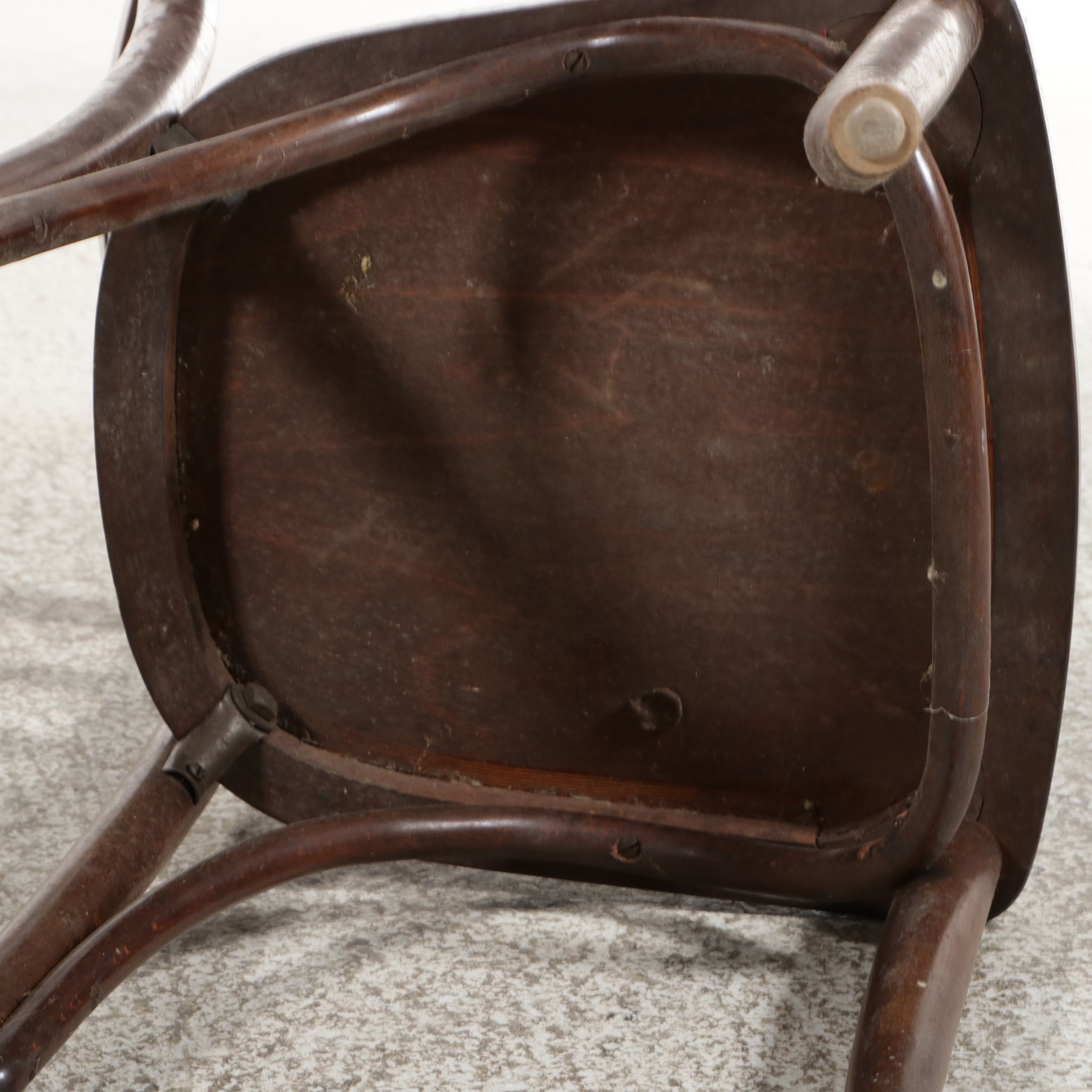 Set of Four Thonet Style Bentwood Side Chairs, Early 20th Century