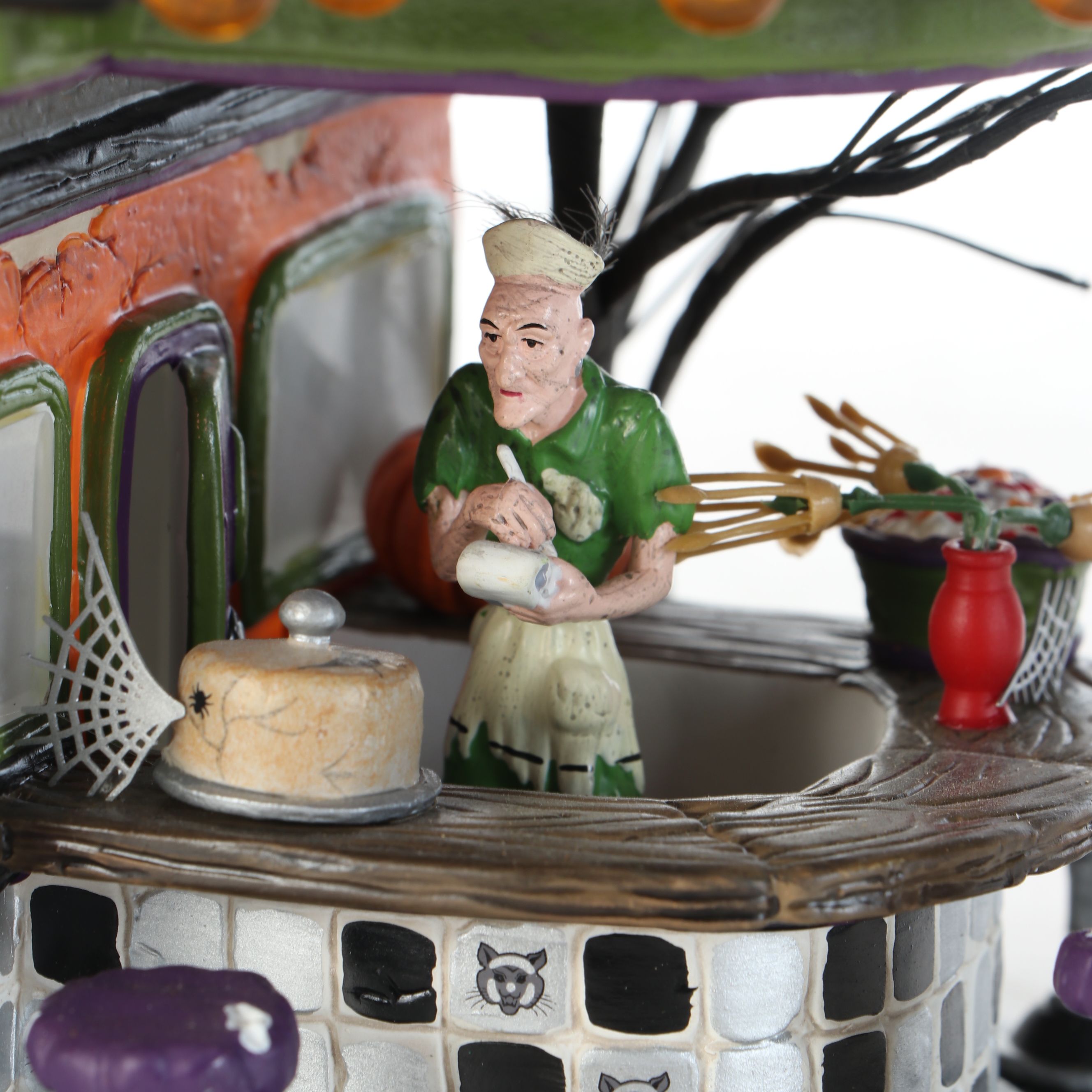 Dept. 56 Collector's Edition "Dead Creek Mill" with More Halloween Sets