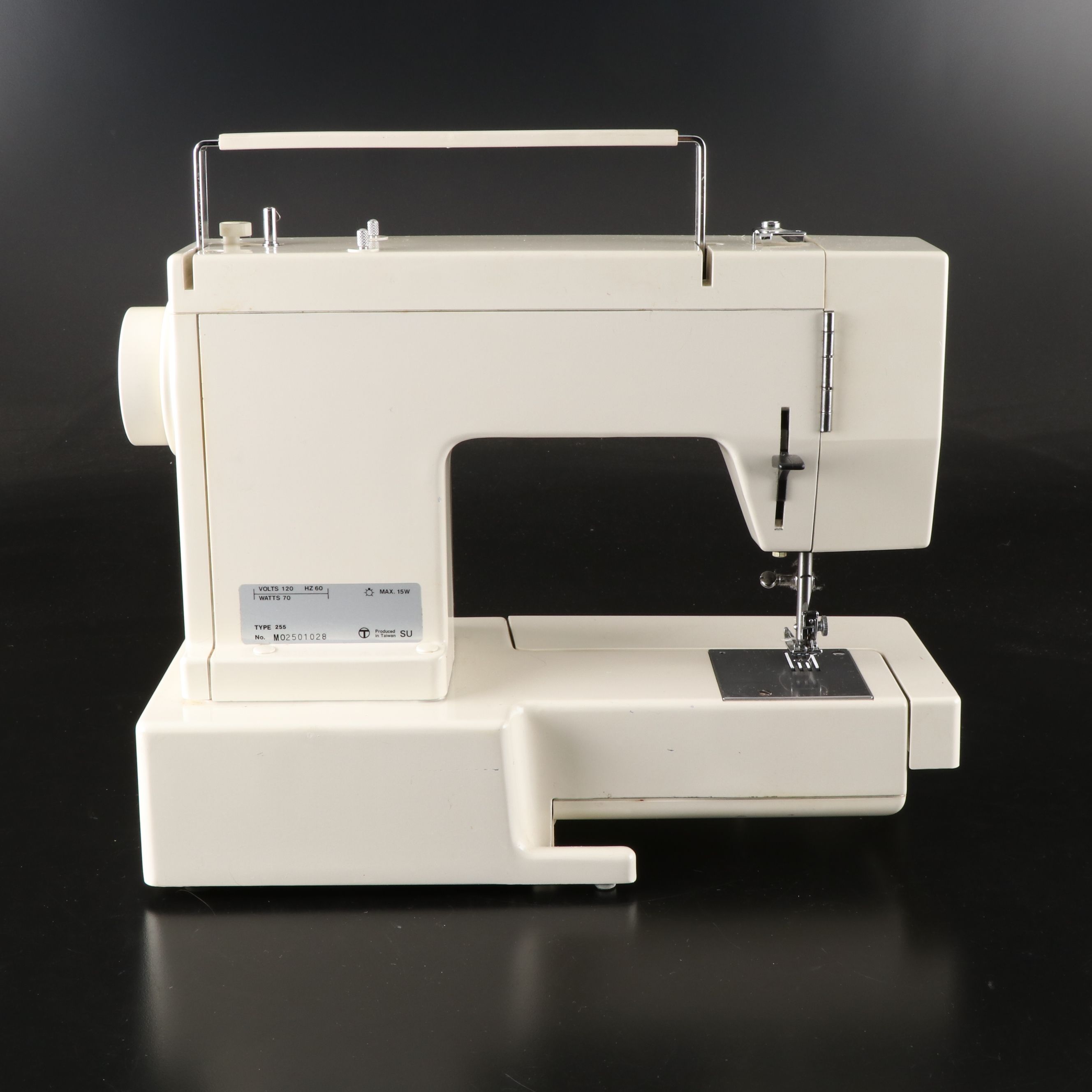 Elna Elnita 225 Electric Sewing Machine with Carrying Case, 1990s