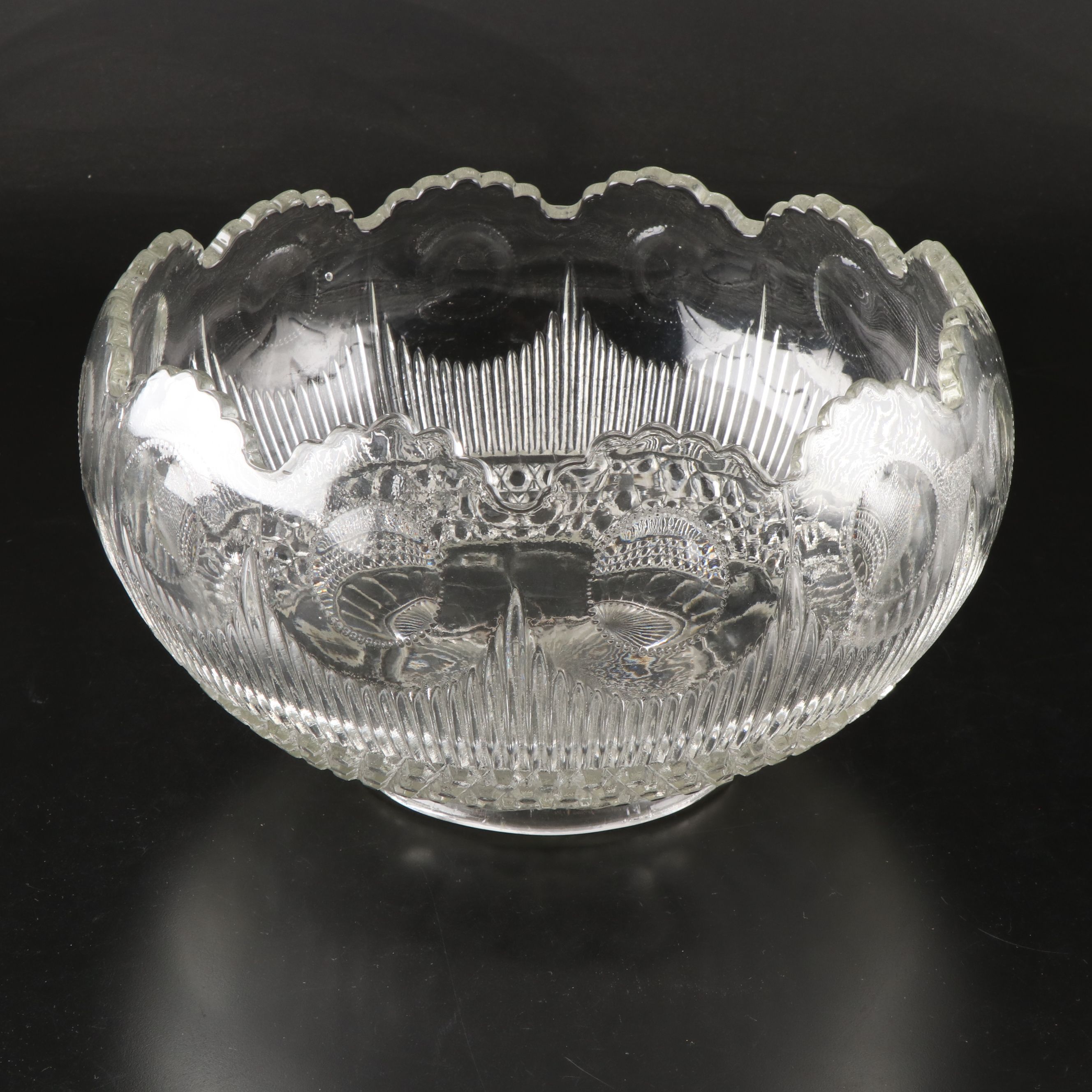 Tiffin-Franciscan "Bullseye" Punch Bowl and Round Torte Tray