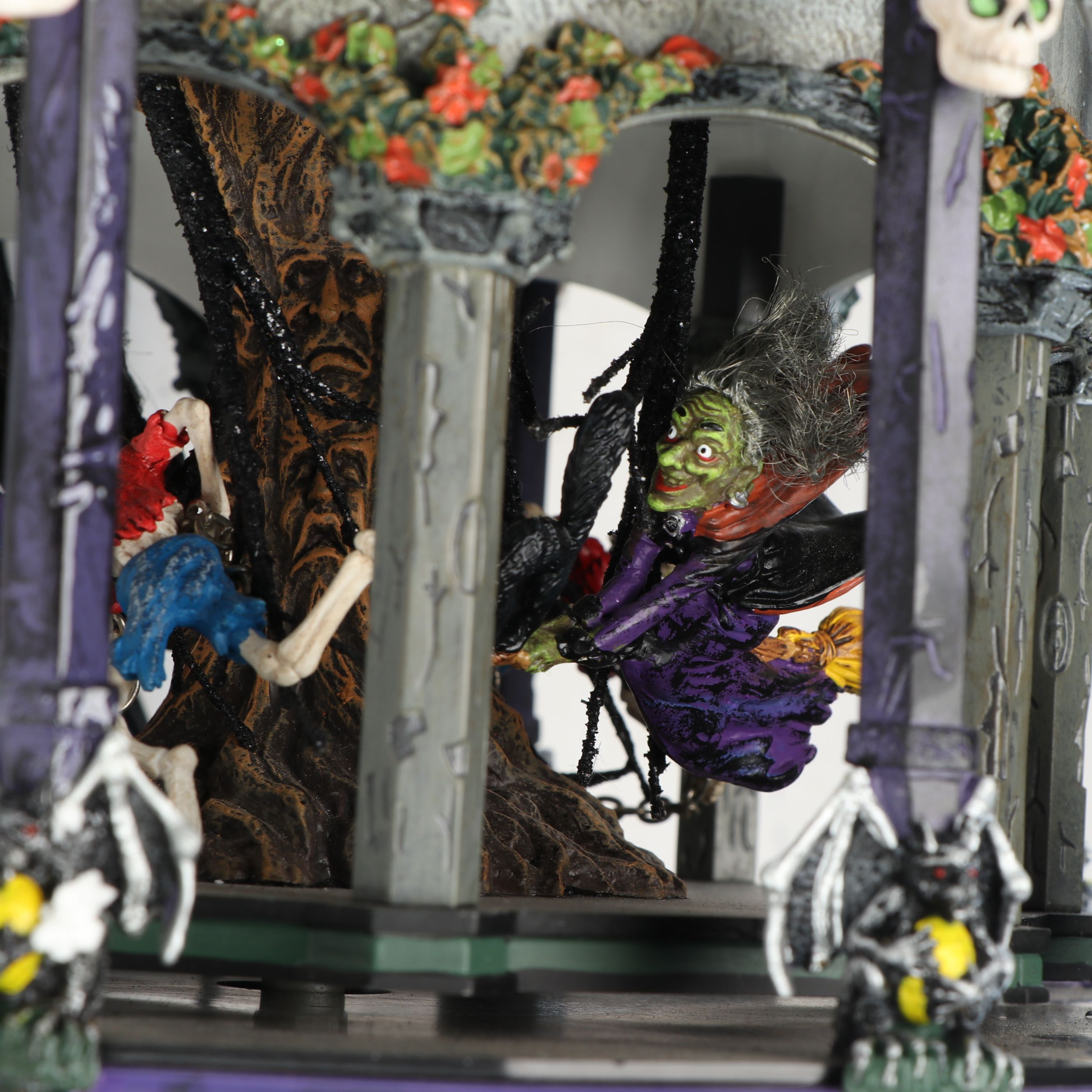 Department 56 "Scaredy Cat Ferris Wheel" and More Halloween Village Décor
